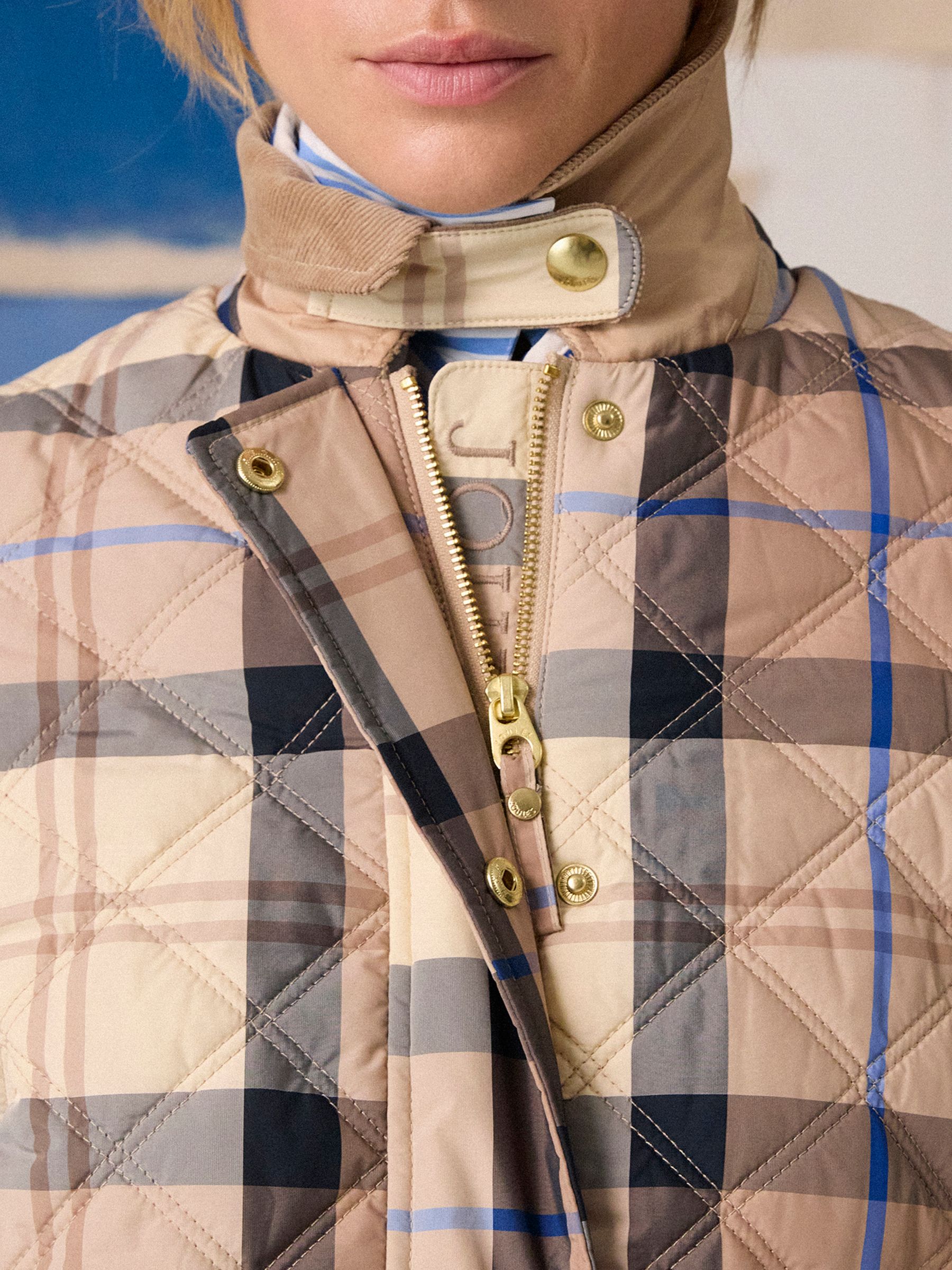 Harrogate Beige Check Showerproof Diamond Quilted Barn Jacket - Image 2 of 17