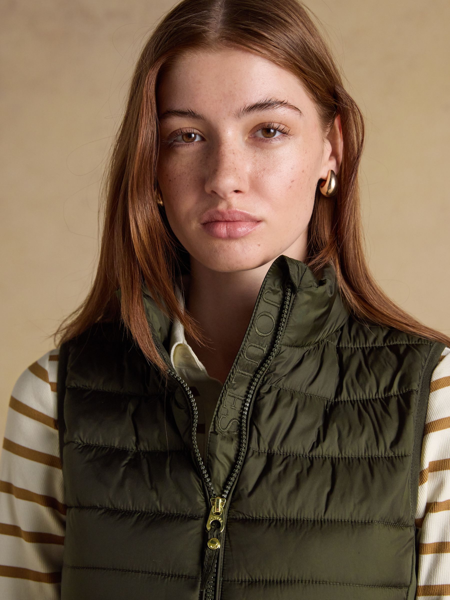 Witley Green Padded Gilet - Image 4 of 10