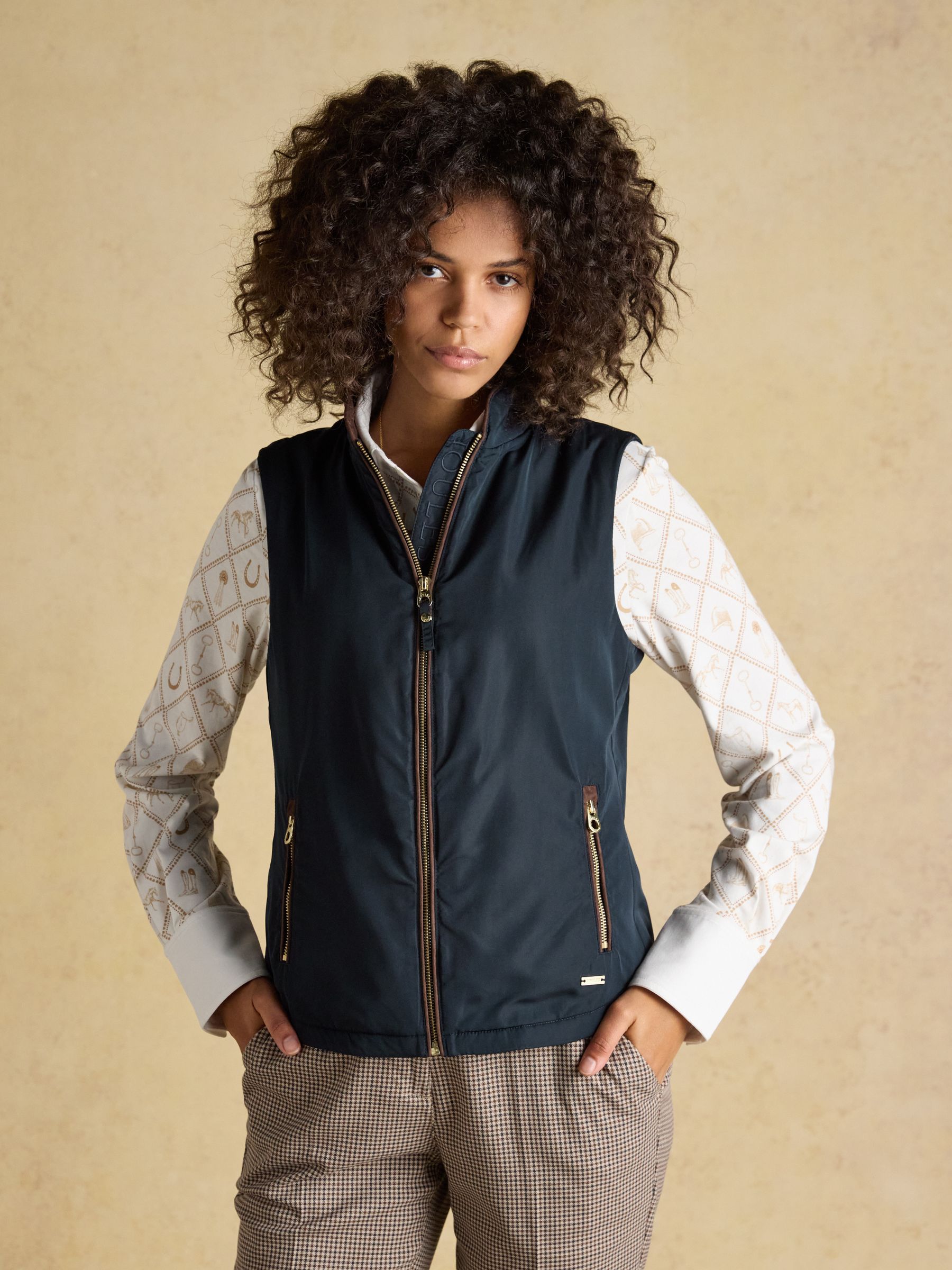 Bluelea peplum gilet  ベージュ　bluelea Light Beige Joui Faux Fur & Teddy Down Vest - Vests for Women