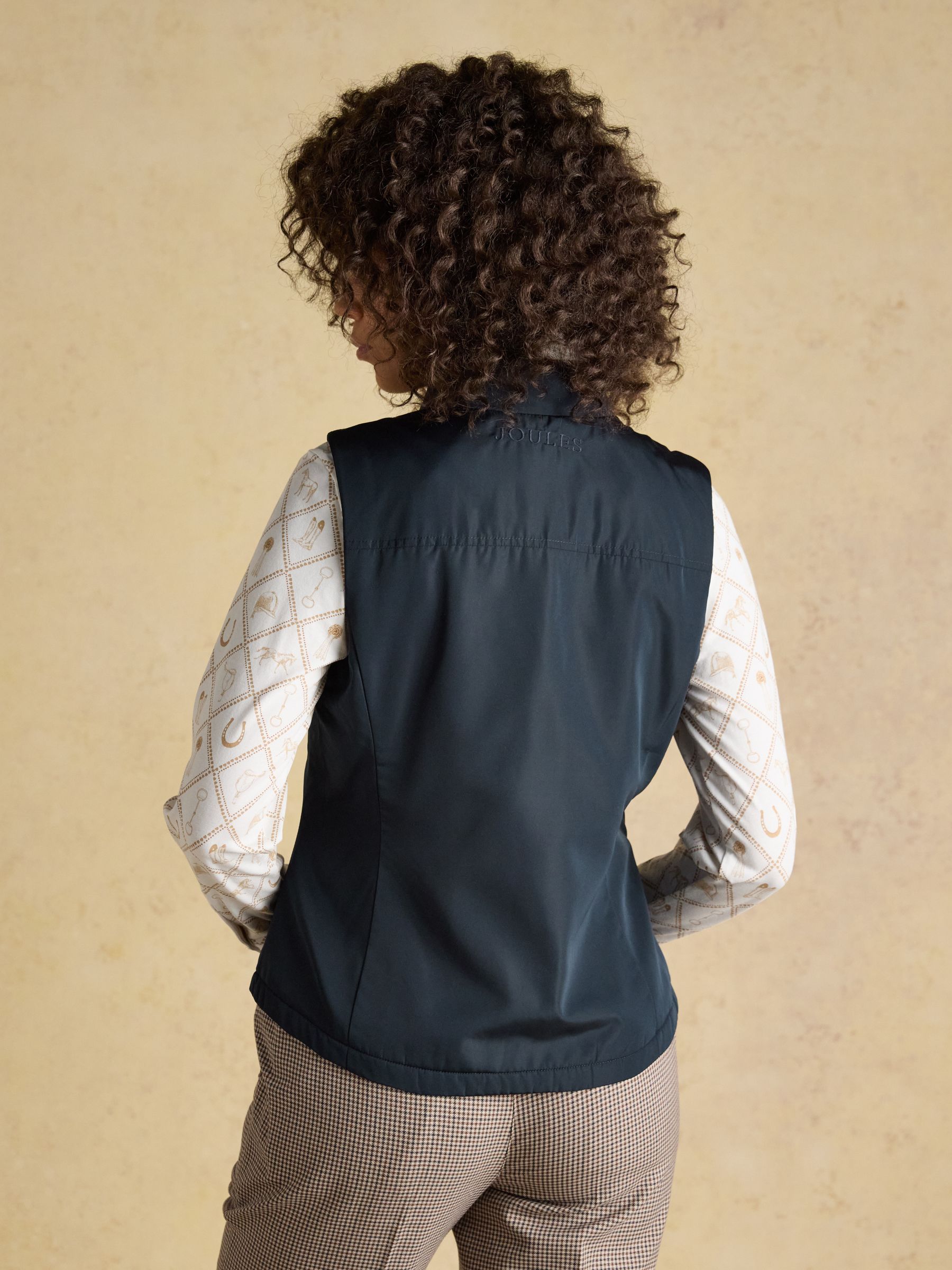 Farnham Navy Blue Fleece Lined Lightweight Gilet - Image 4 of 12