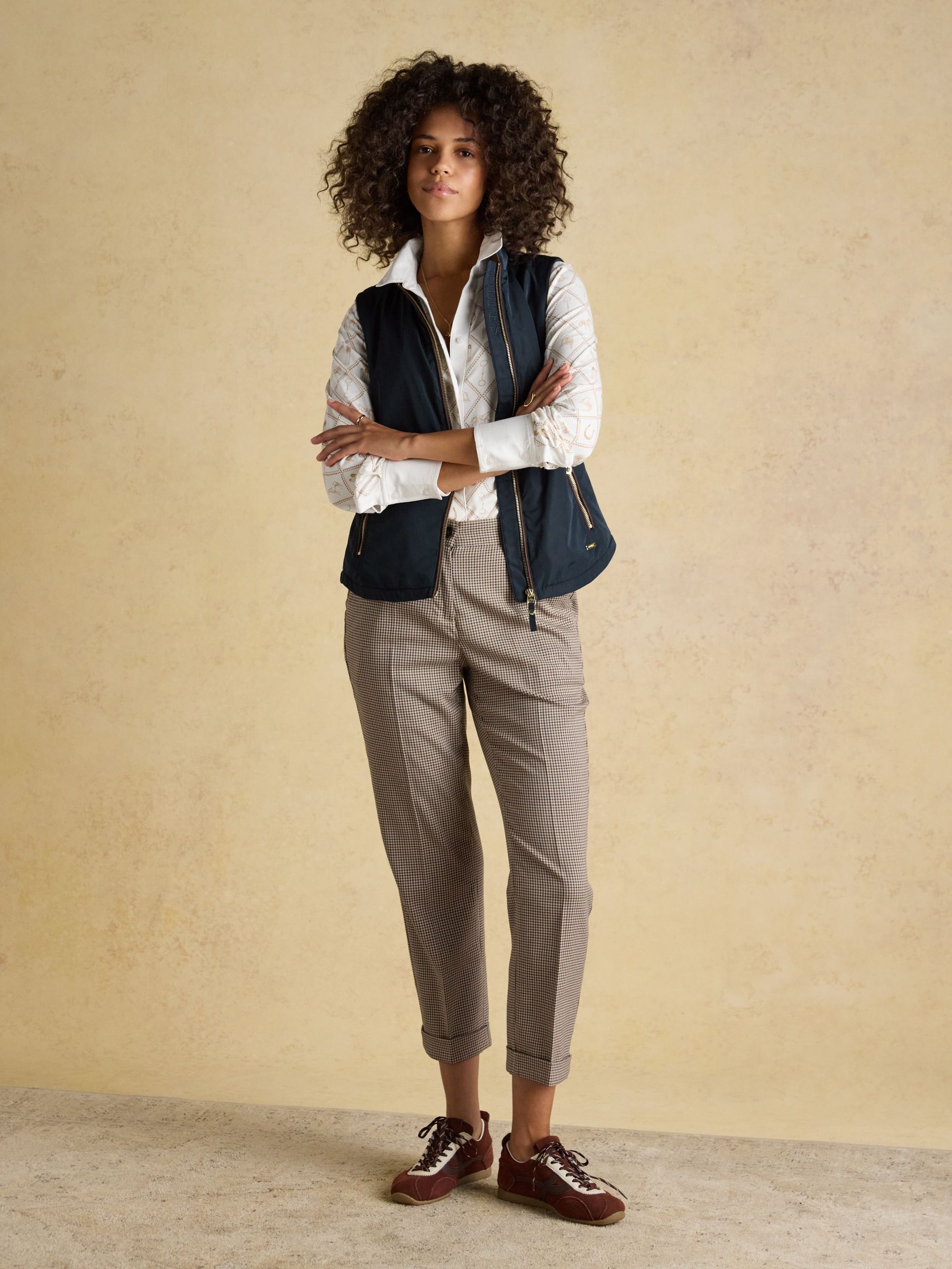 Farnham Navy Blue Fleece Lined Lightweight Gilet - Image 5 of 12