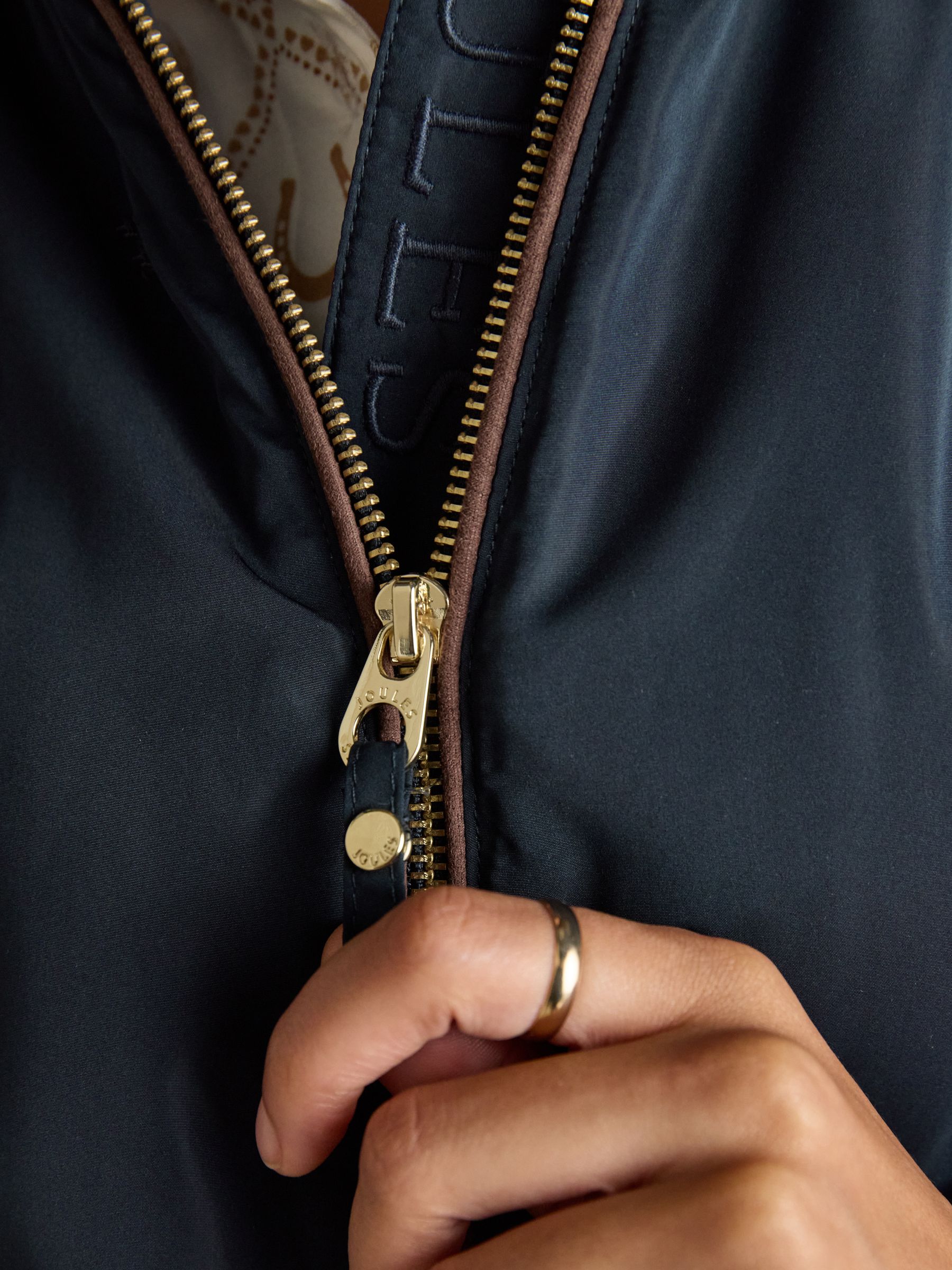 Farnham Navy Blue Fleece Lined Lightweight Gilet - Image 7 of 12