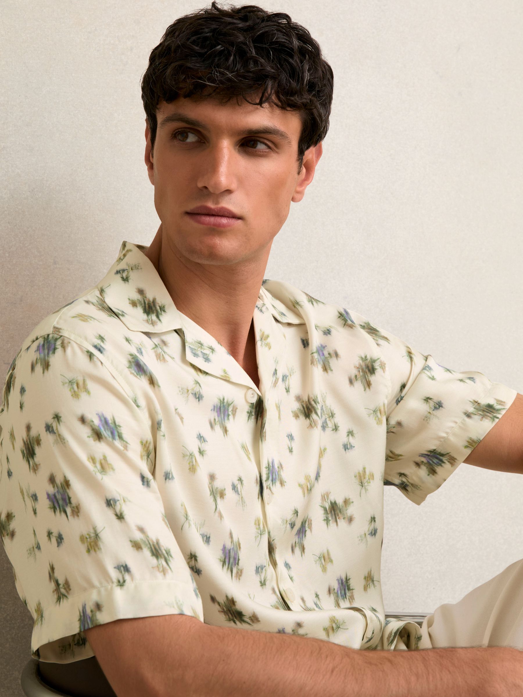 Abstract-Floral Print Cuban-Collar Shirt in Off White - Image 1 of 6
