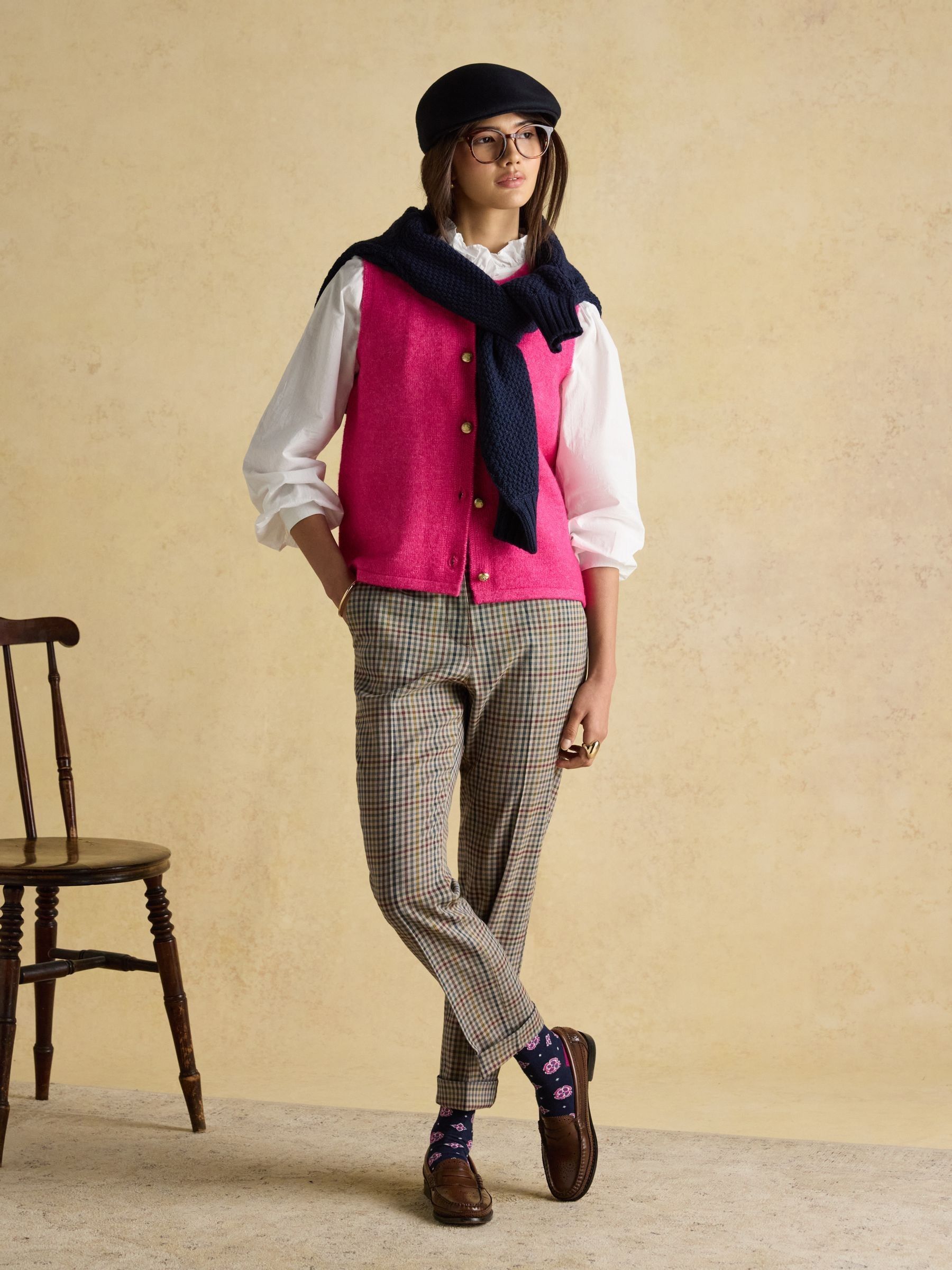 Holly Pink Fushsia Button Through Knitted Vest - Image 4 of 8