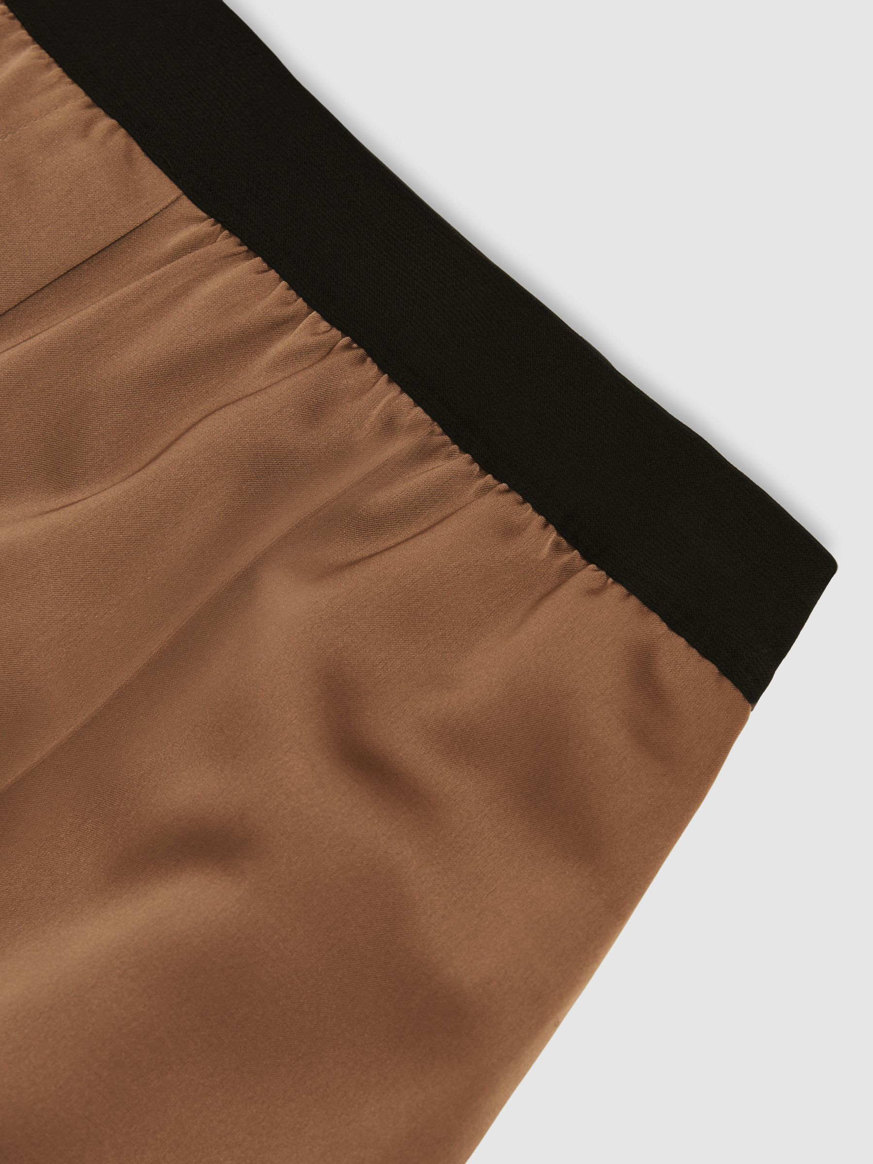 Petite Satin Wide Leg Elastic Waist Trousers in Taupe Neutral - Image 6 of 7