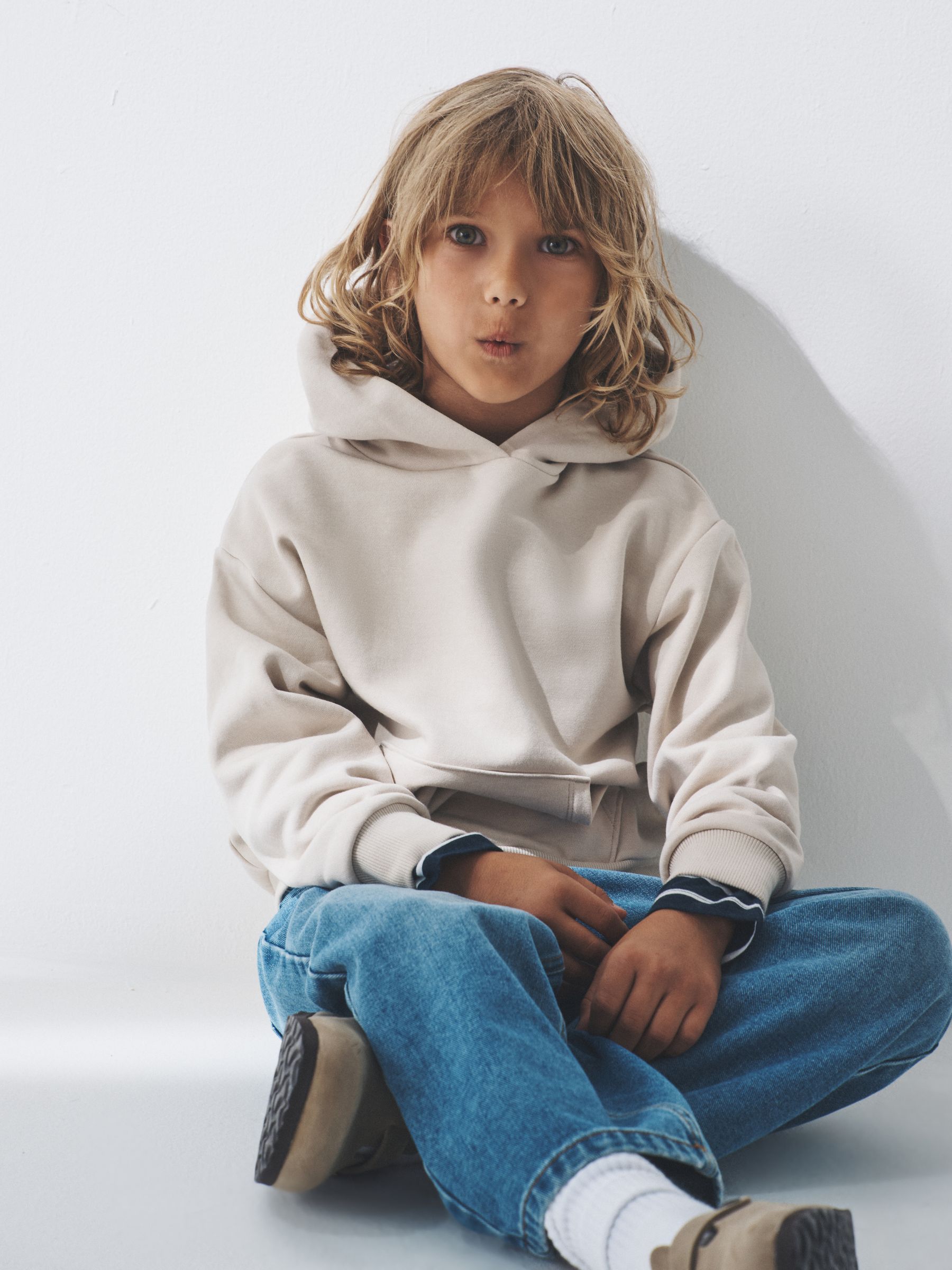4 Pack Relaxed Hoodies - Image 5 of 12