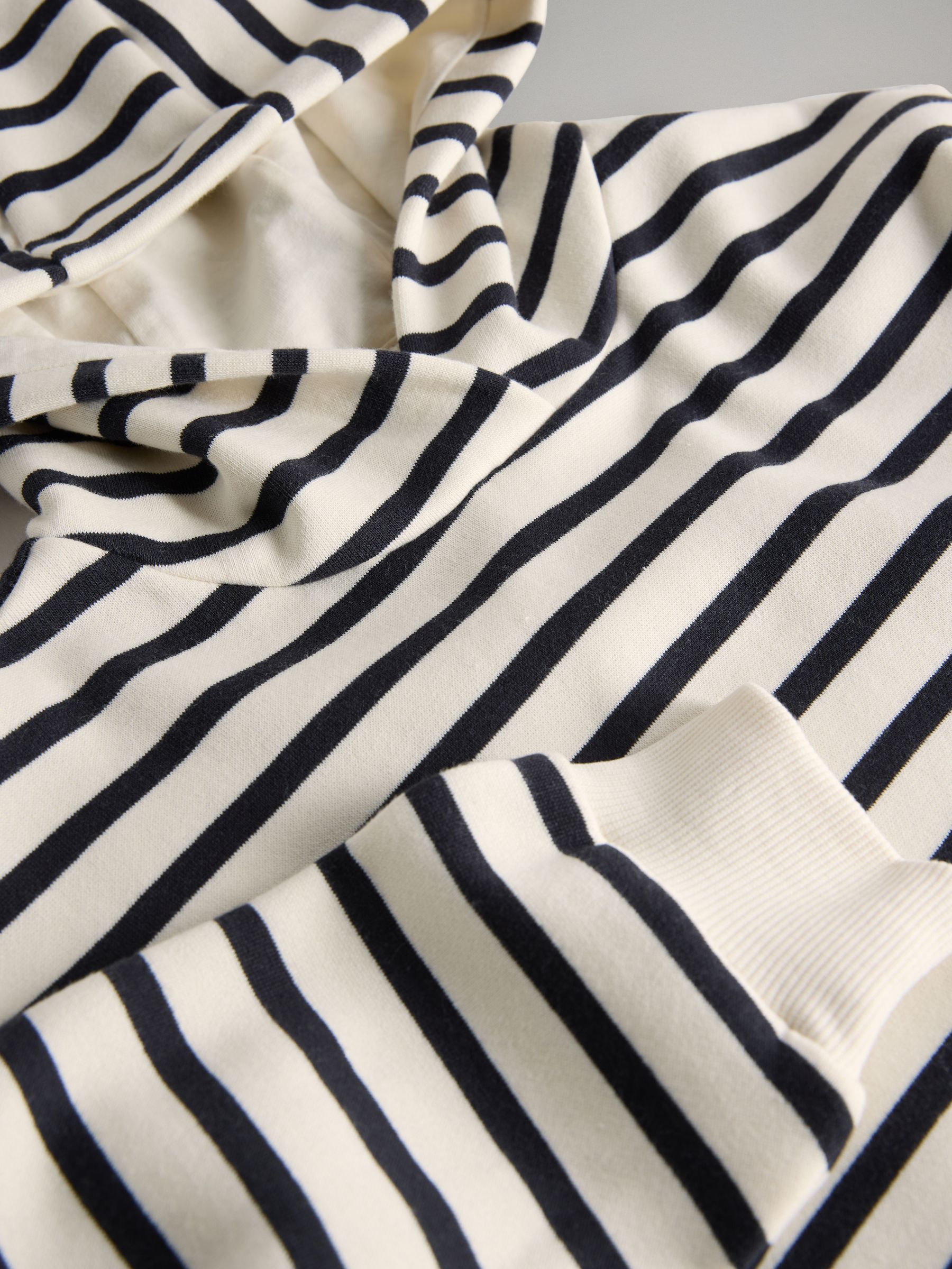 Navy Blue/Stripe/Cream 5 Piece Crew Neck Sweat Hoodie And Cuffed Leg Joggers Set - Image 6 of 6