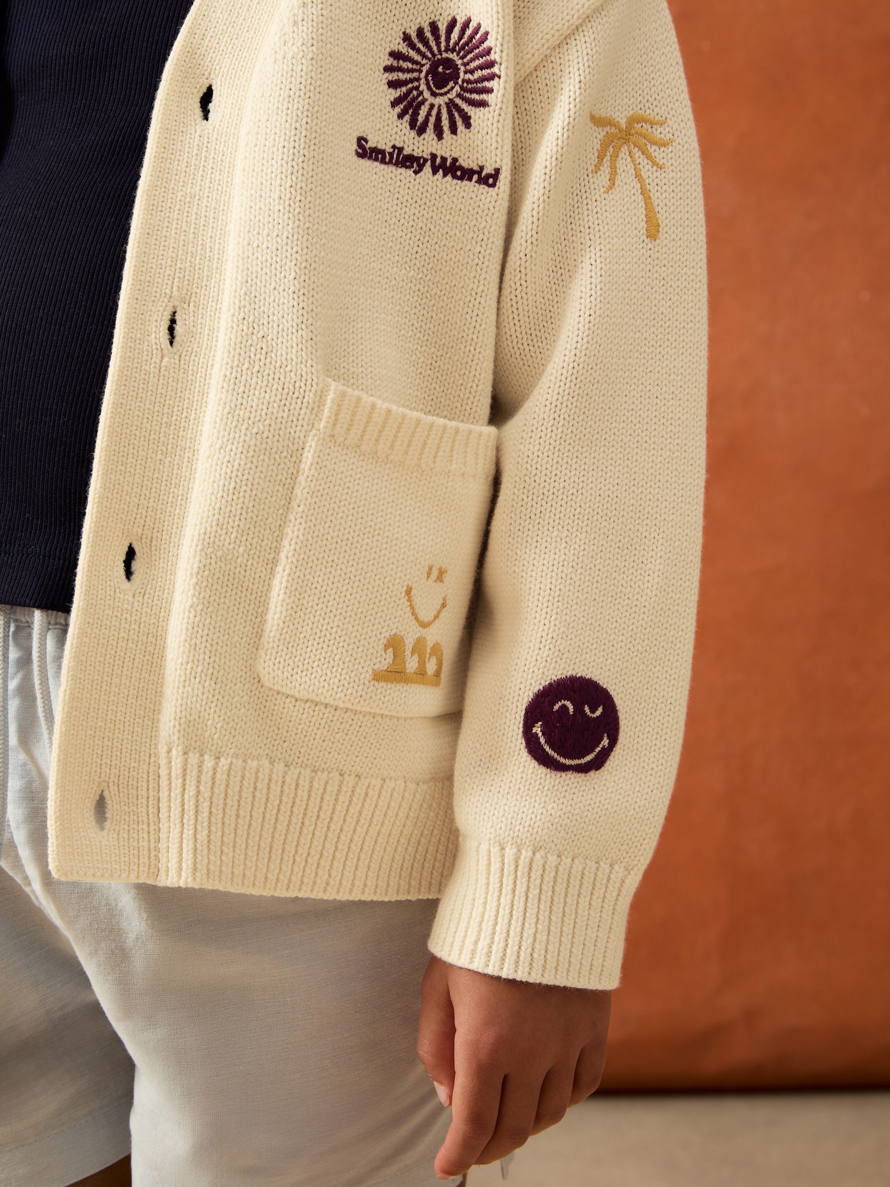 4-9 yrs SmileyWorld | Reiss Embroidery Cardigan Unisex Fit in Off White - Image 4 of 8