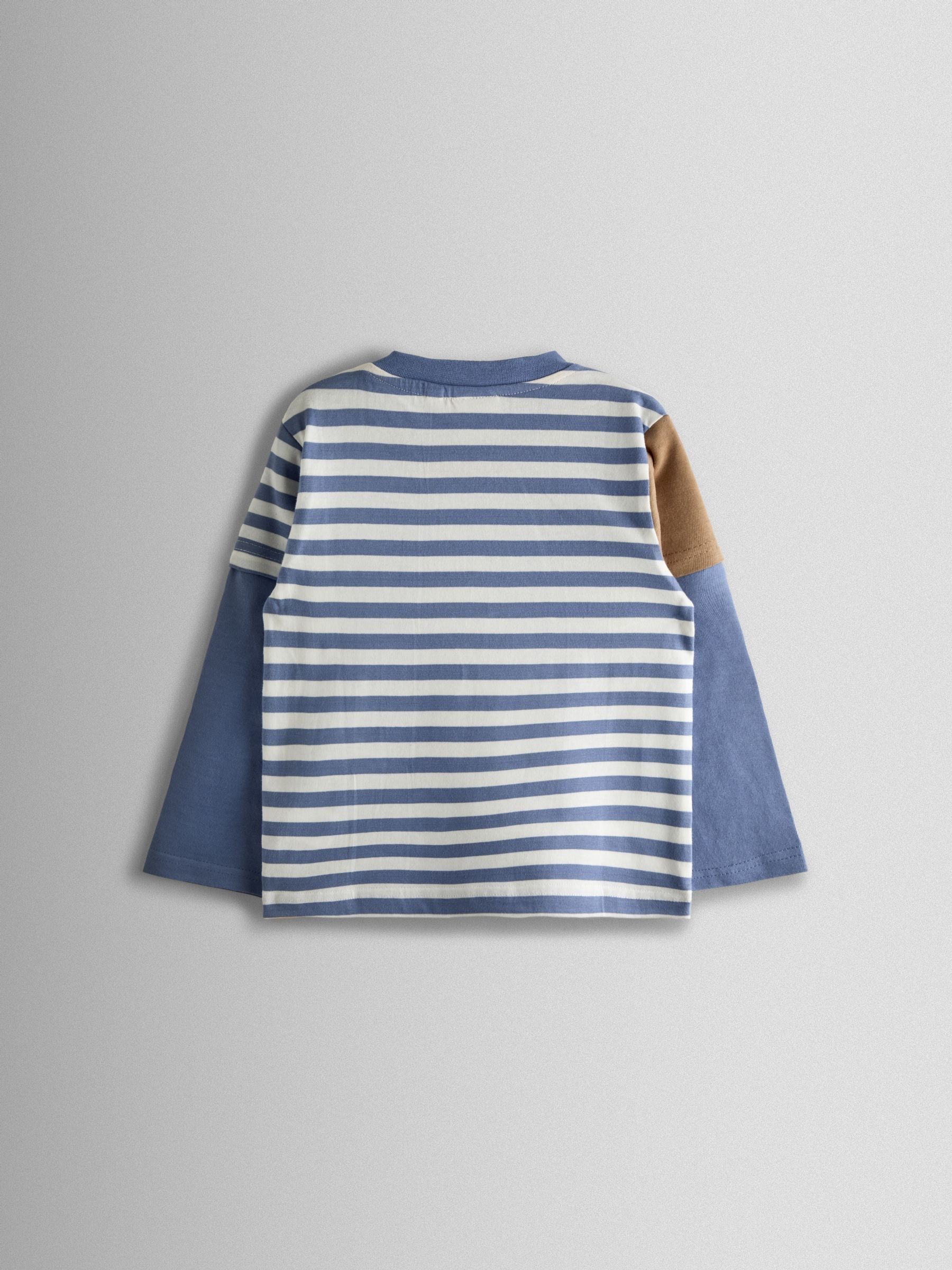 Blue Highland Cow Mock Sleeve Appliqué Top - Image 2 of 4