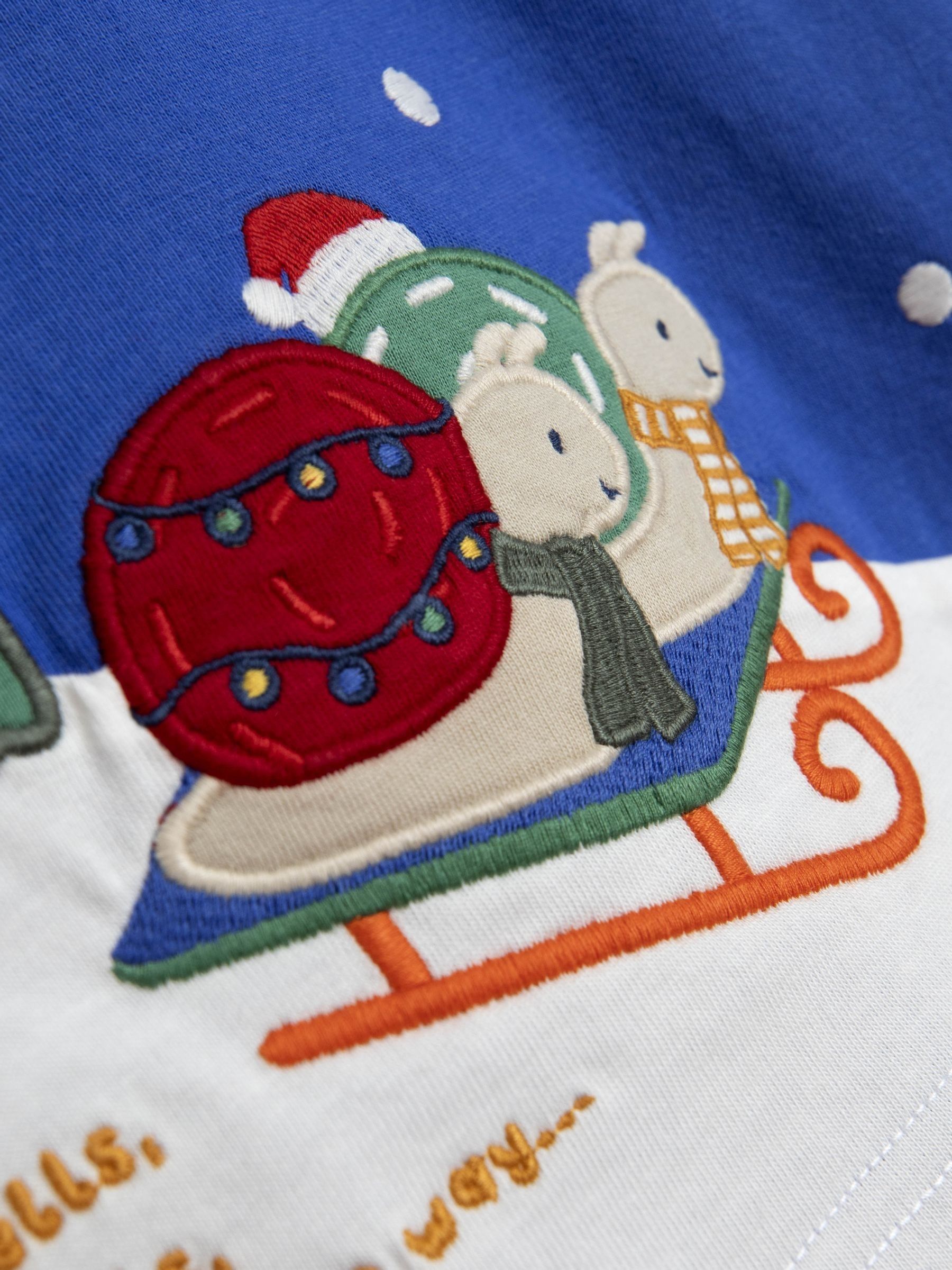 Blue Snail Christmas Scene Appliqué Top - Image 4 of 5