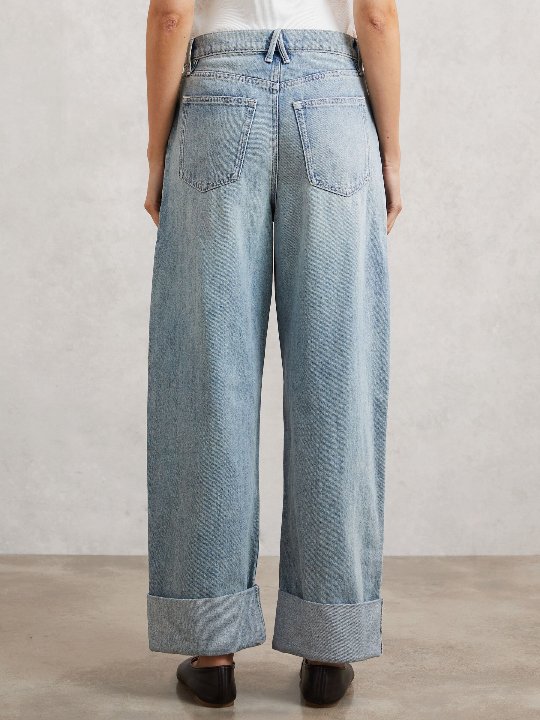 Good American Relaxed Barrel Jeans in Indigo Blue - image 4