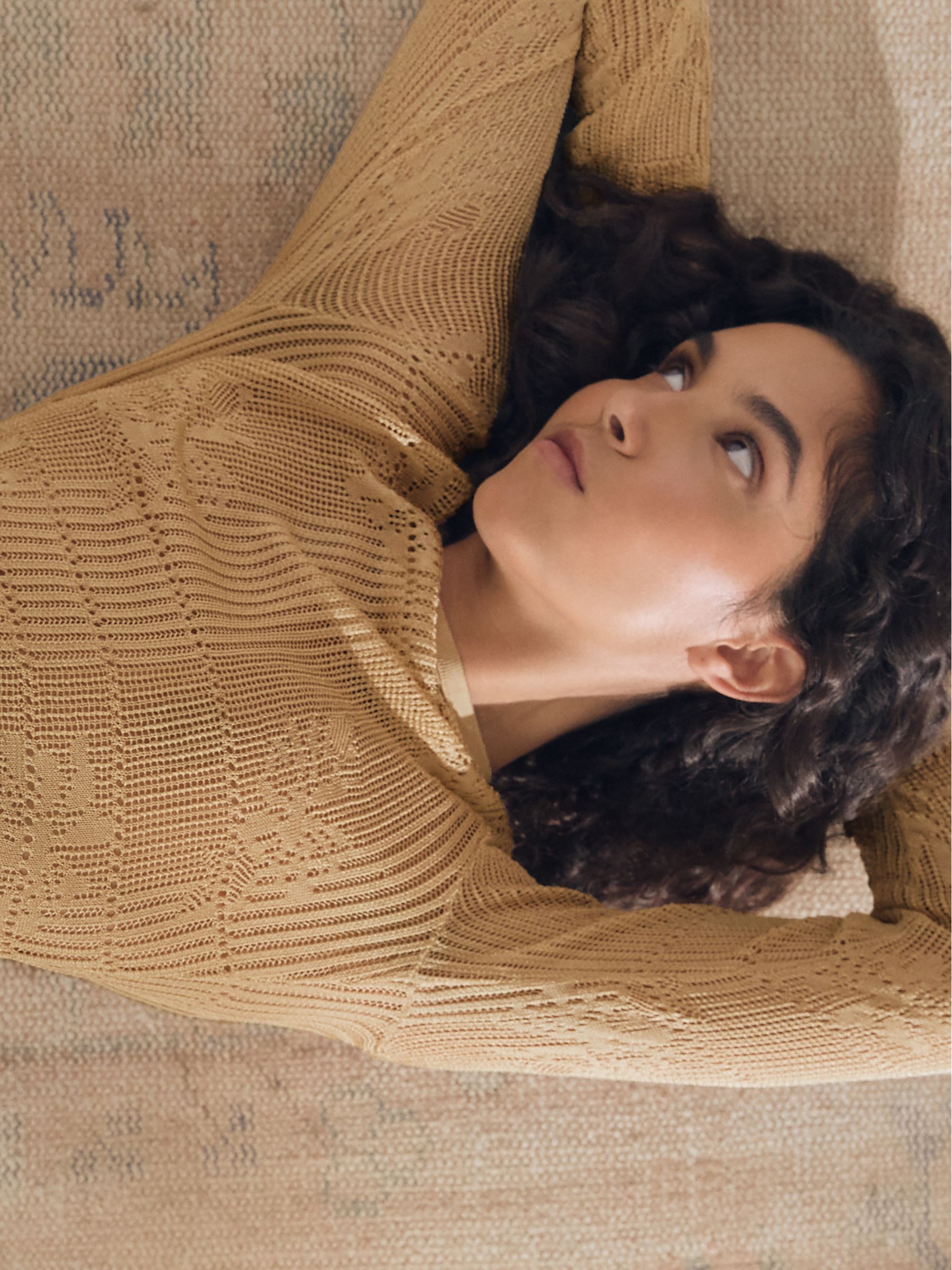 【海外限定】REISSワンピース☆Atelier Gold Lace-Knit Ruched M Reiss Lace-Knit Ruched Maxi Dress in Gold | REISS