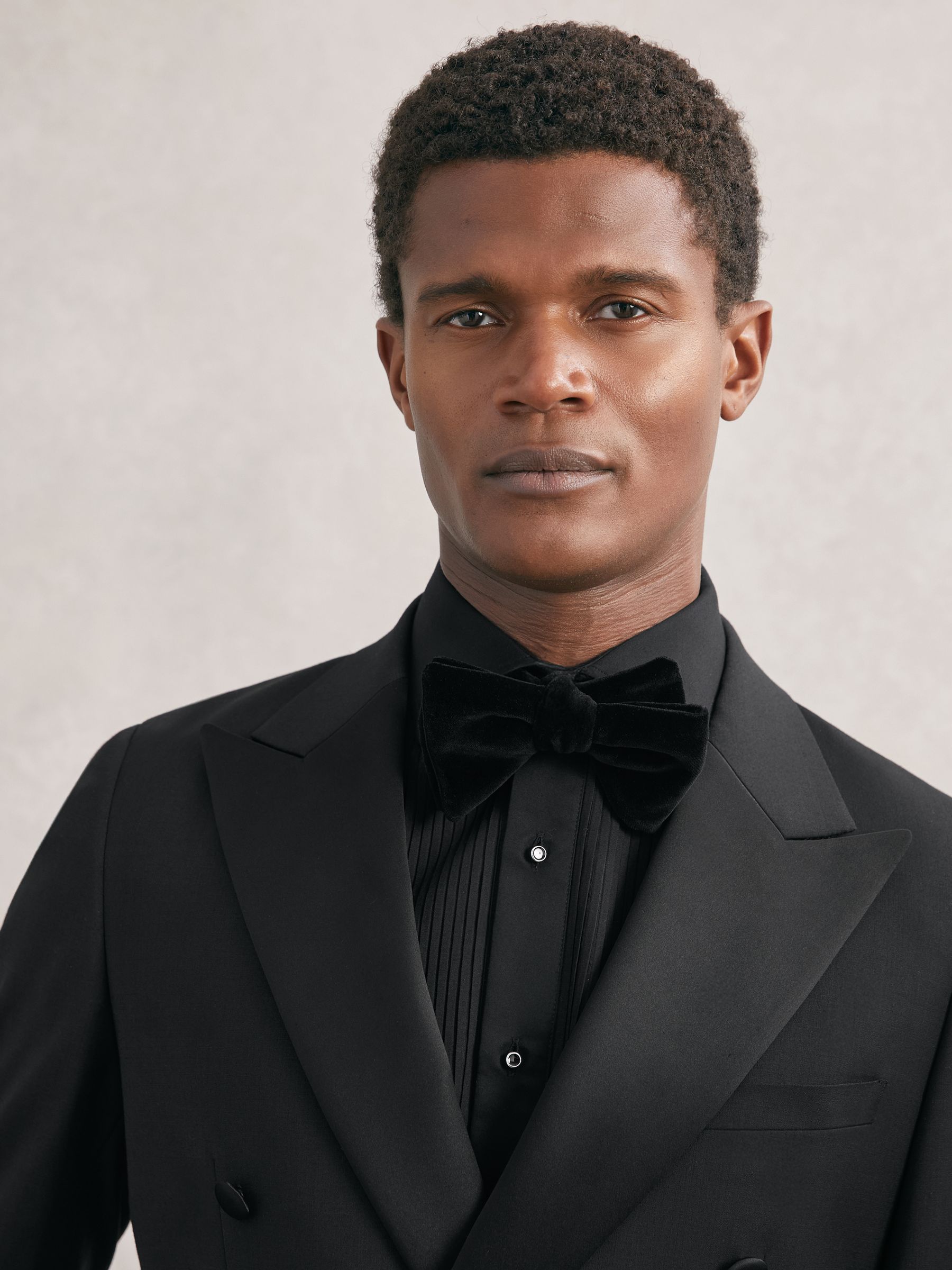 Regular Fit Cotton Dinner Shirt in Black - Image 4 of 8