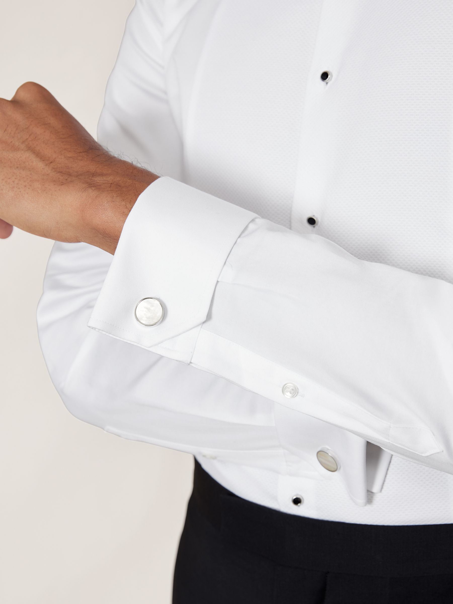 Slim Fit Cotton Double-Cuff Dinner Shirt Regular-Fit in White - Image 4 of 7