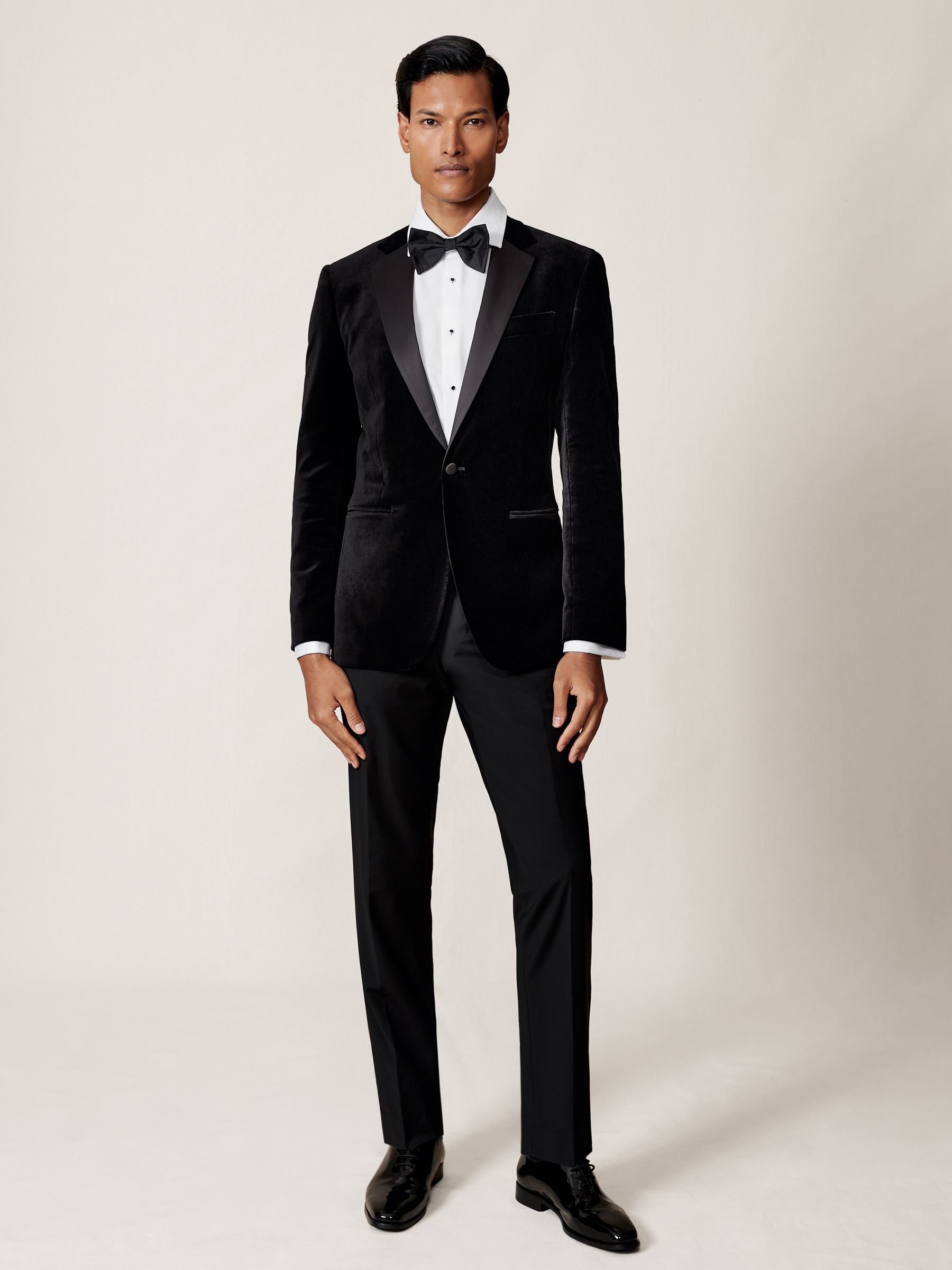 Slim Fit Cotton Double-Cuff Dinner Shirt Regular-Fit in White - Image 5 of 7