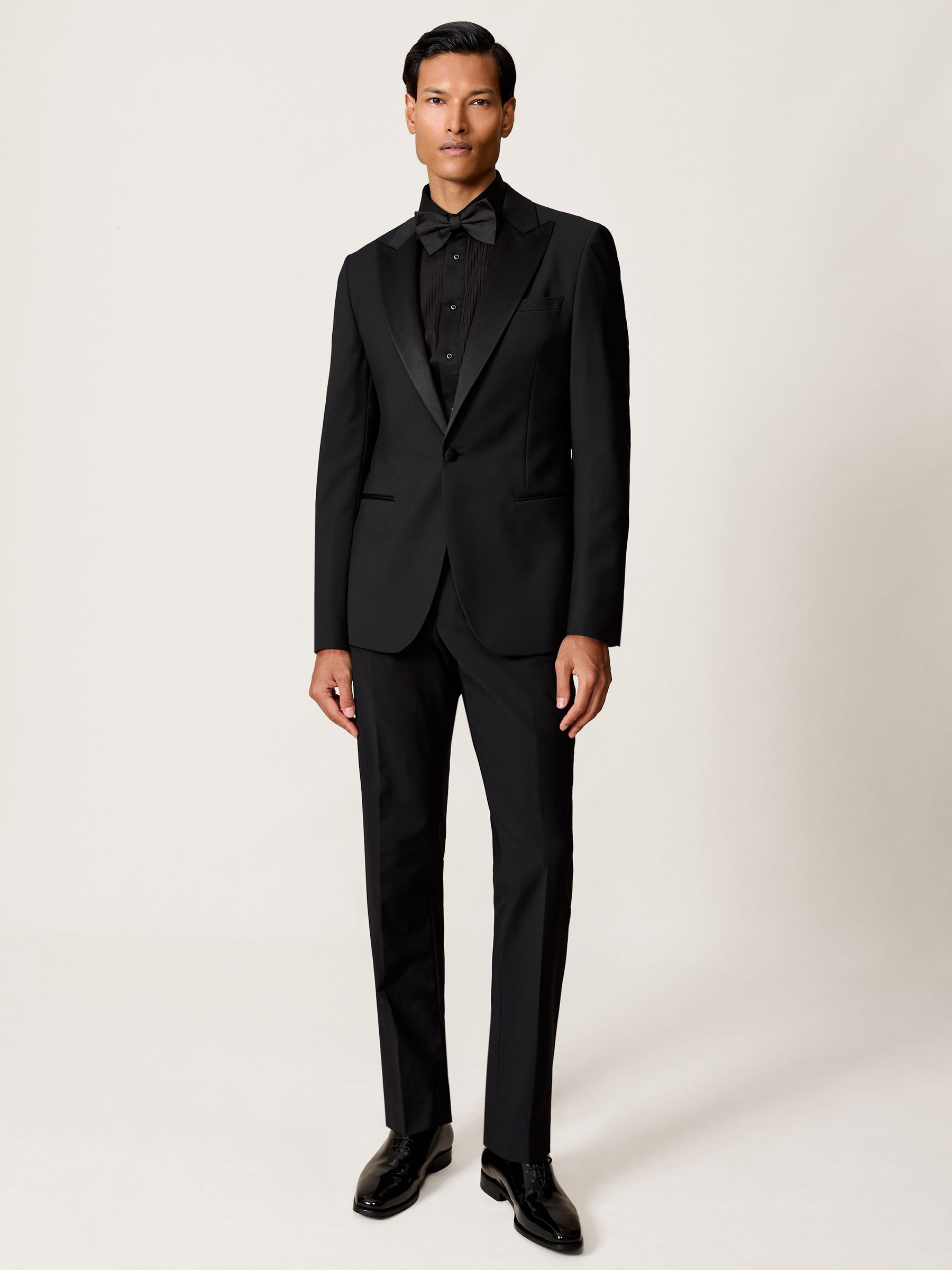 Regular Fit Cotton Double-Cuff Dinner Shirt Regular-Fit in Black - Image 4 of 8