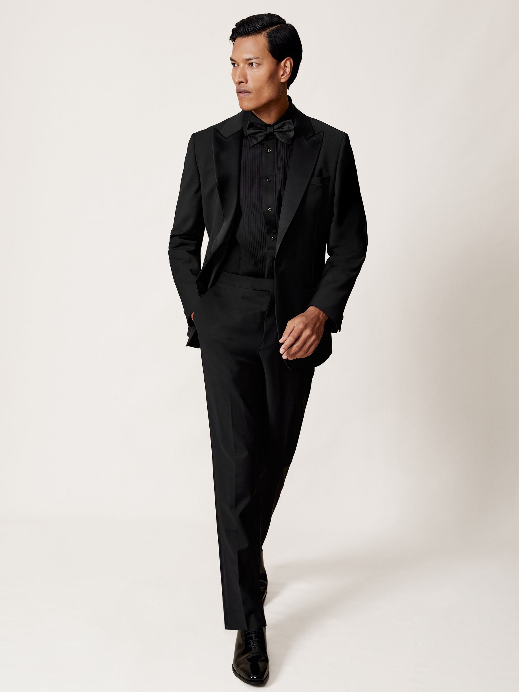 Regular Fit Cotton Double-Cuff Dinner Shirt Regular-Fit in Black - Image 5 of 8