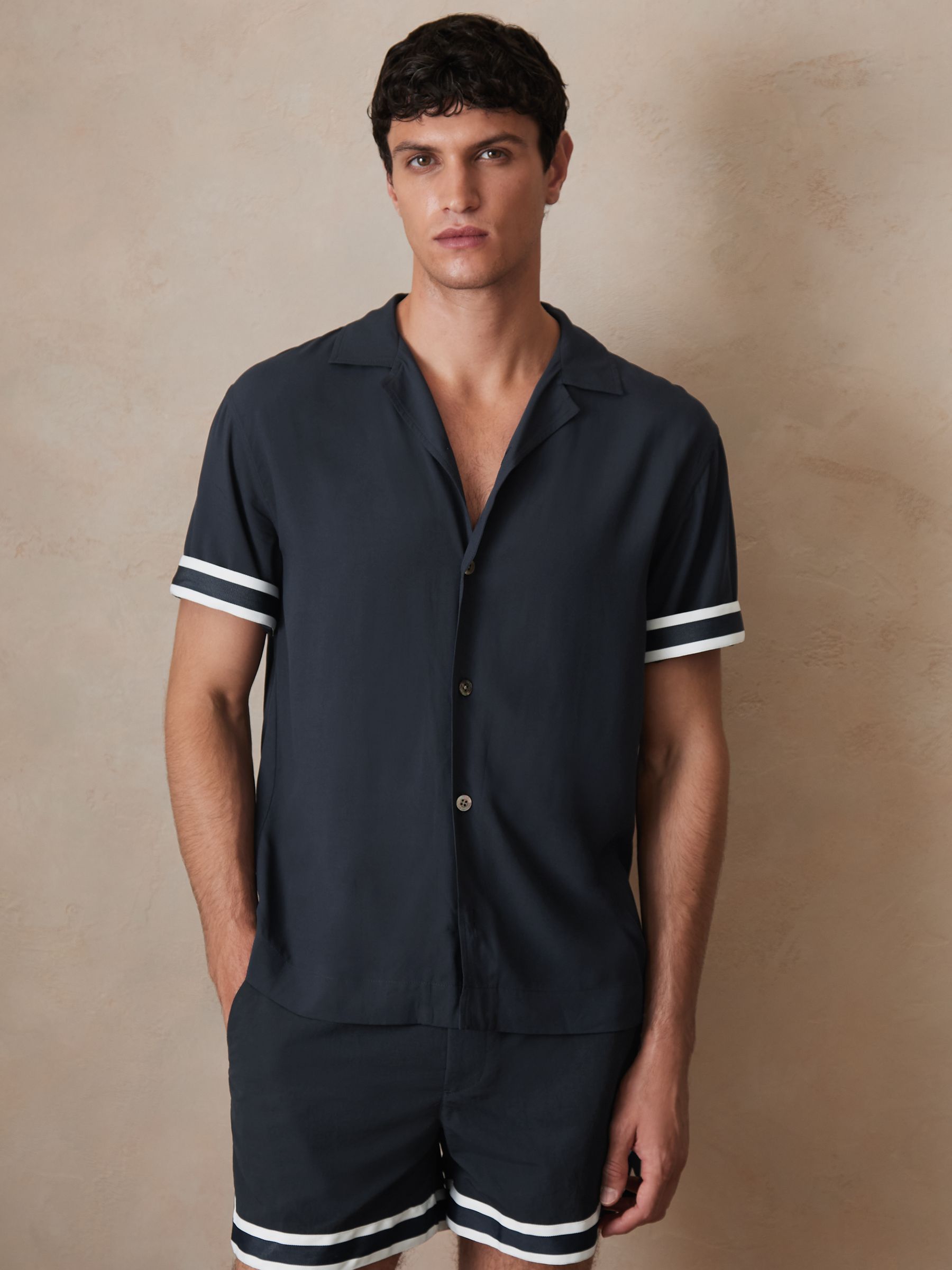 Reiss | Ché Stripe-Cuff Shirt in Navy - Image 1 of 7