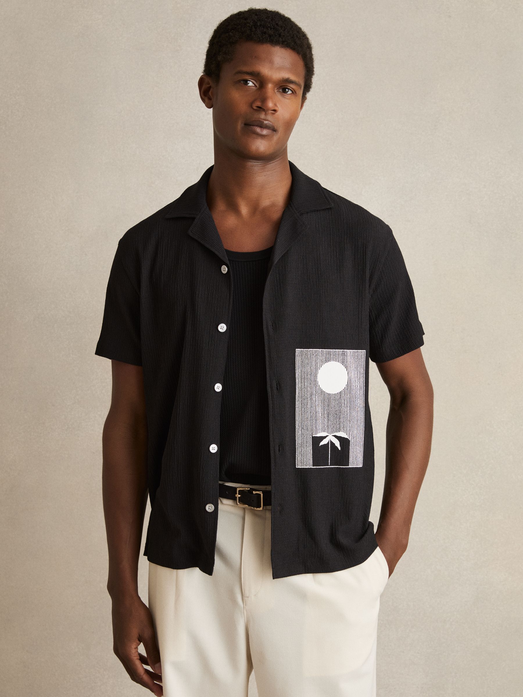 Graphic Print Cuban-Collar Shirt in Black - Image 3 of 6