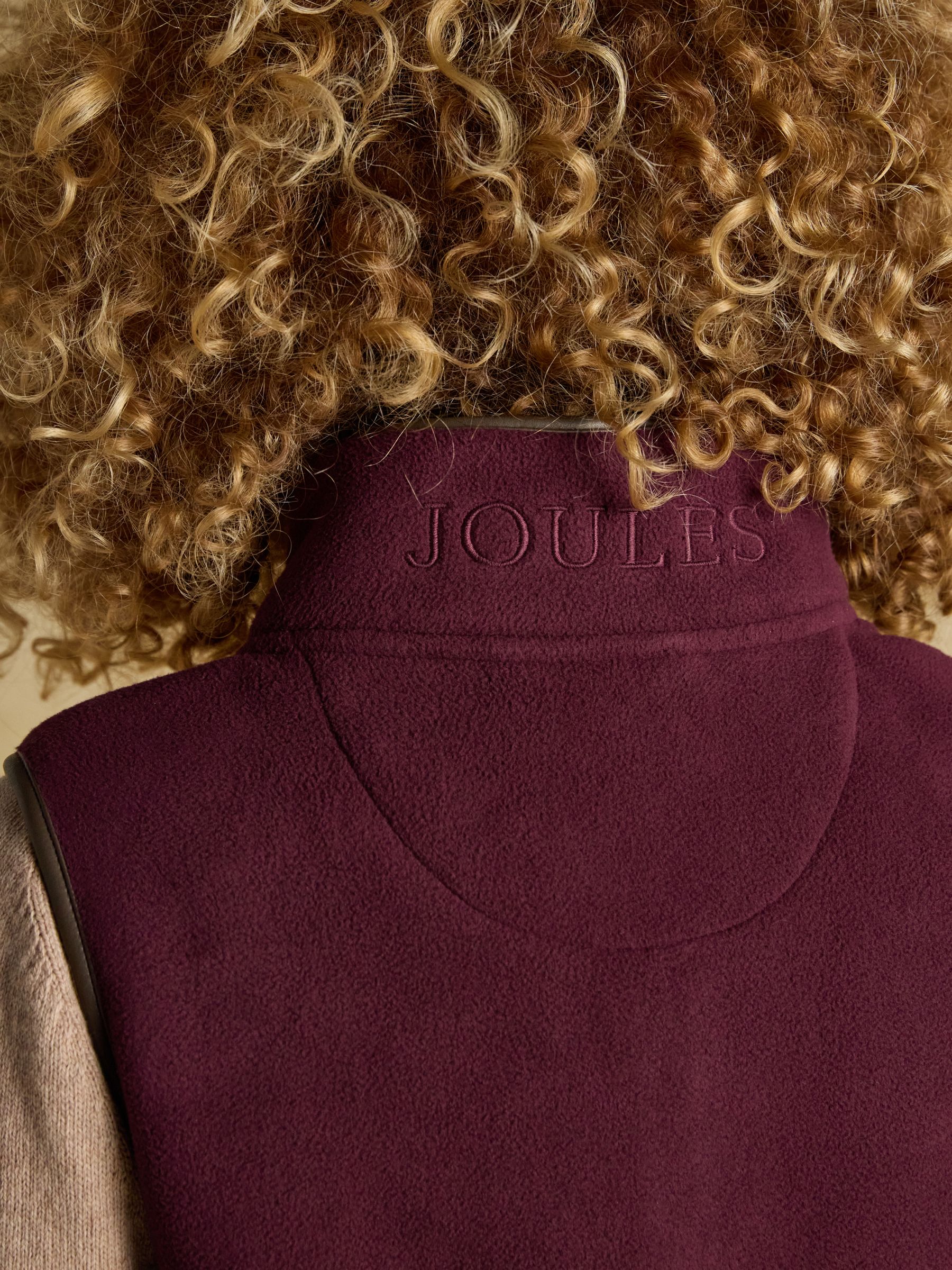 Heritage Burgundy Red Longline Fleece Gilet - Image 12 of 13