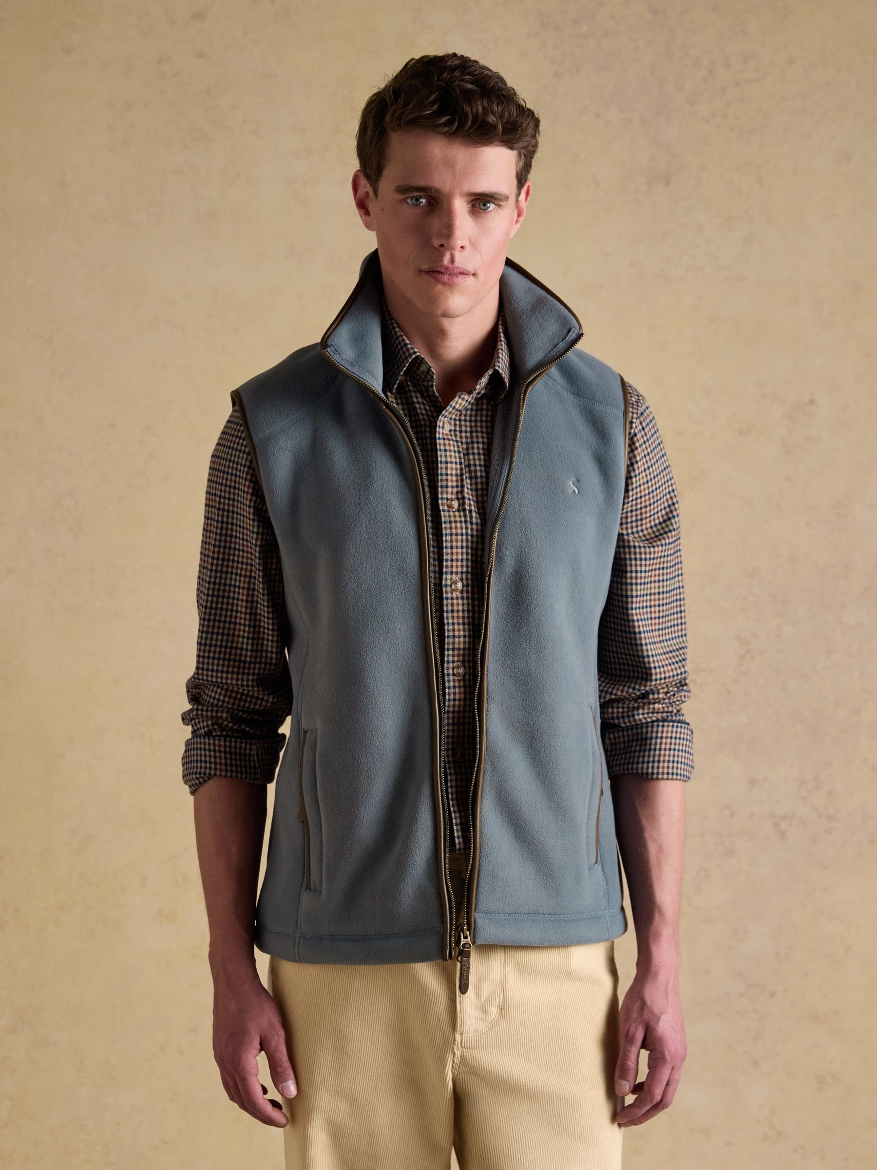 Heritage Fleece Chambray Blue Gilet - Image 7 of 12