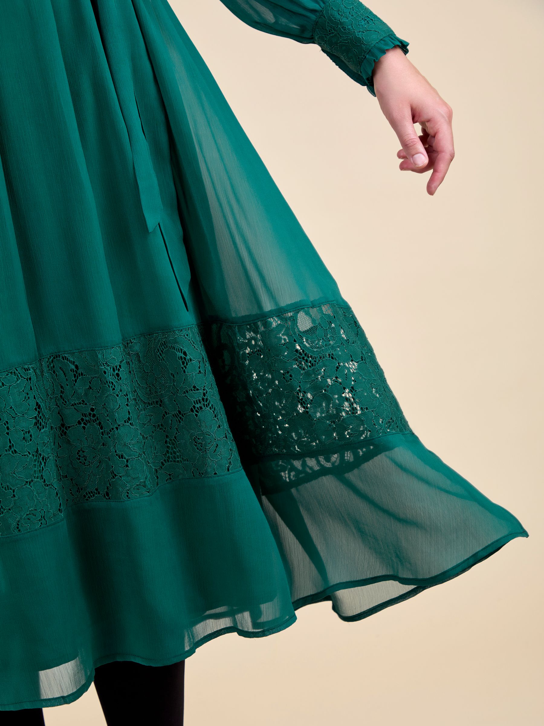 Green Pleated Lace Hem Maternity Midi Dress - Image 6 of 6
