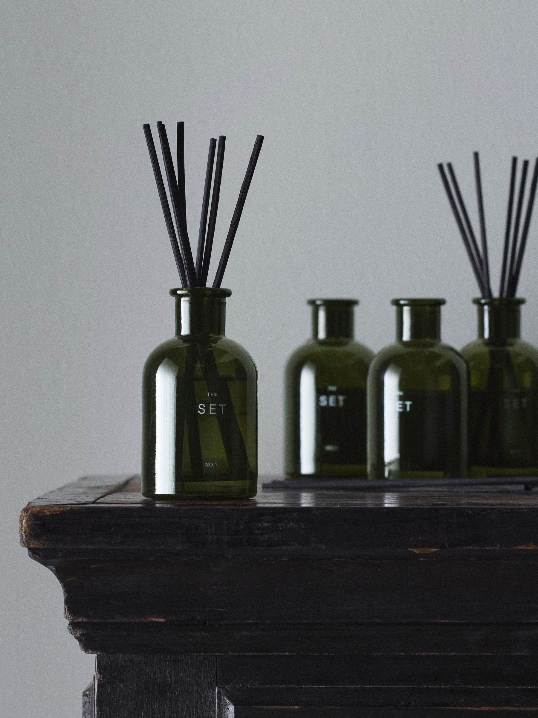 The Set 4 Pack Ginger and Lime Diffusers - Image 1 of 8