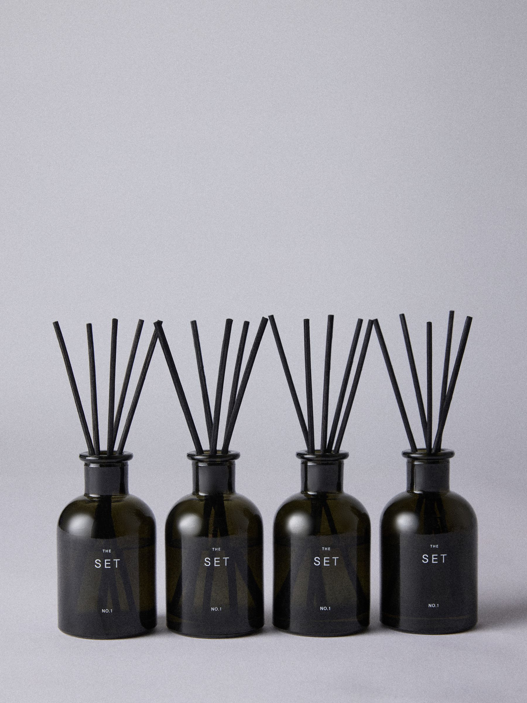 The Set 4 Pack Ginger and Lime Diffusers - Image 4 of 8