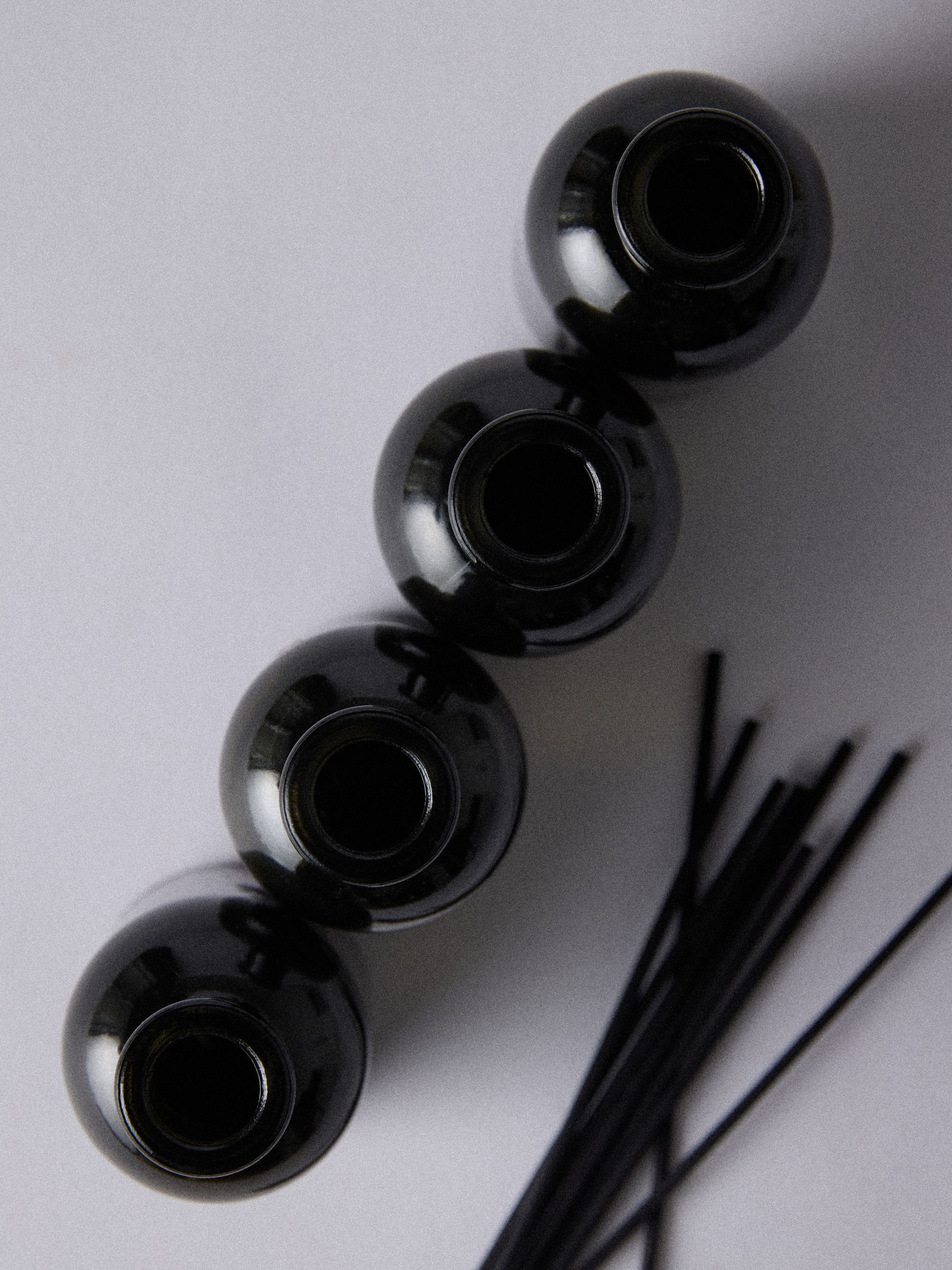 The Set 4 Pack Ginger and Lime Diffusers - Image 7 of 8