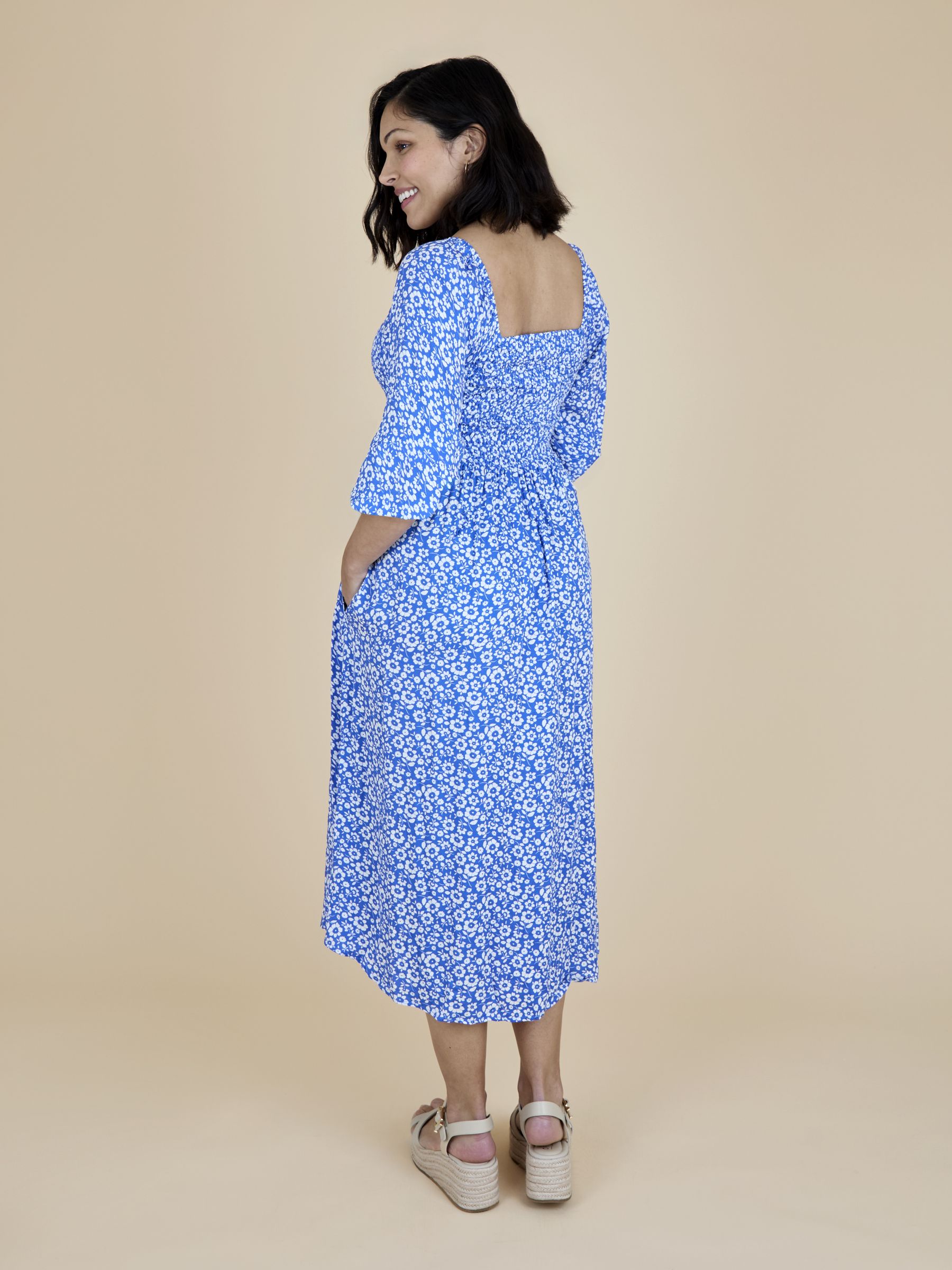 Blue Mid Puff Sleeve Shirred Midi Dress - Image 3 of 5