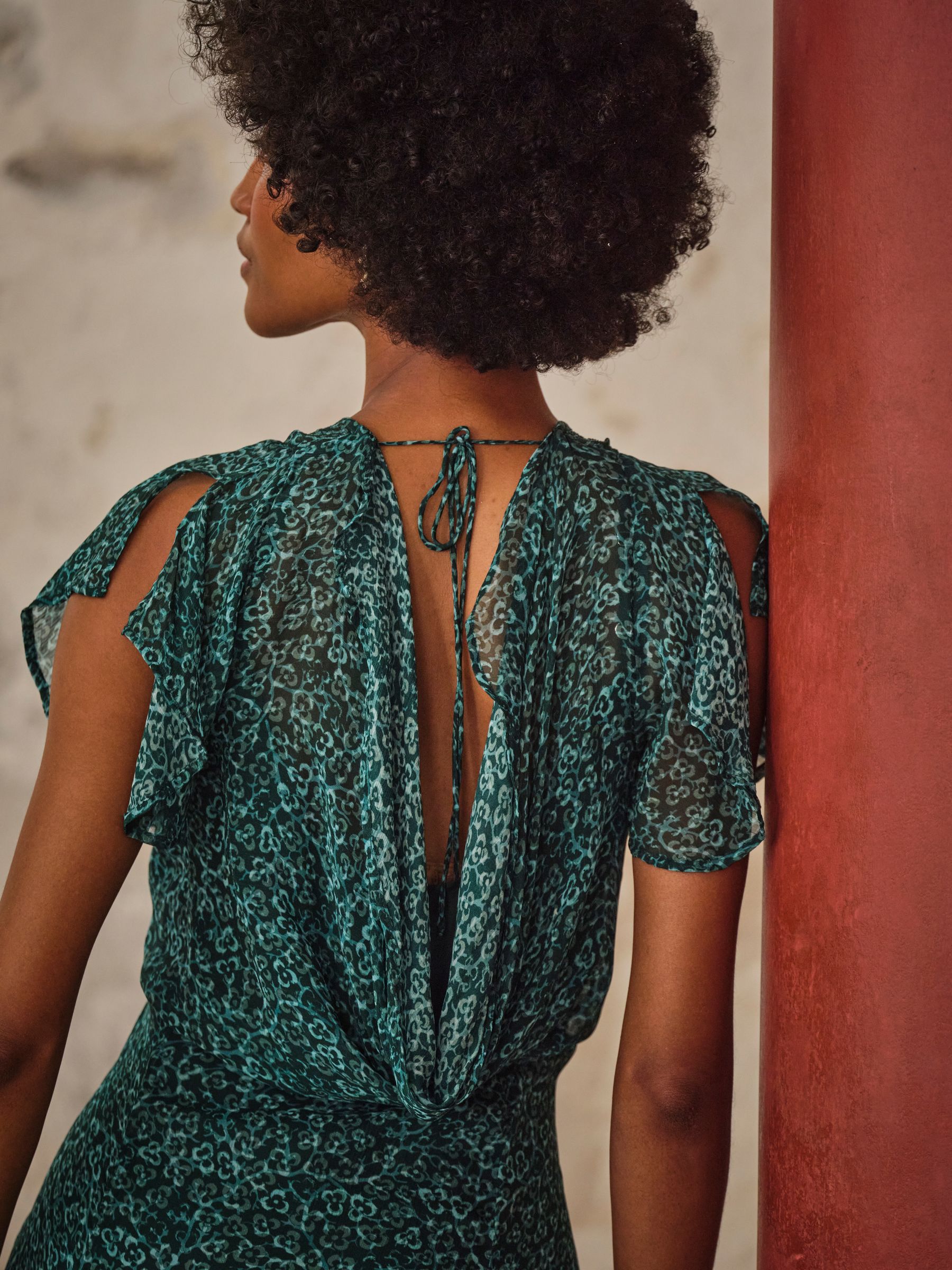 V&A | FatFace Maisie Green Seaflower Regular Maxi Dresses - Image 3 of 7