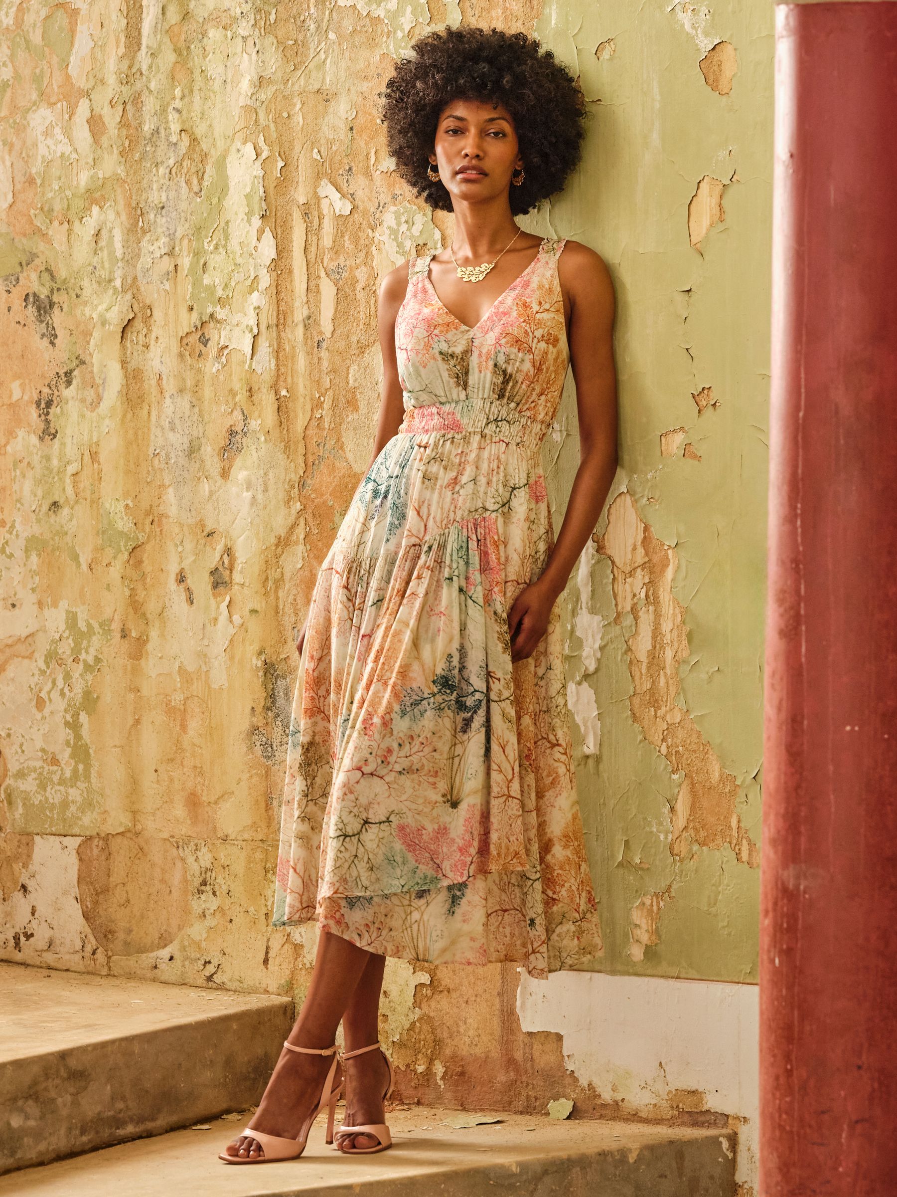 V&A | FatFace Maggie Ivory Kilburn Seaweed Regular Midi Dress - Image 1 of 7 V&A | FatFace Maggie Ivory Kilburn Seaweed Regular Midi Dress - Image 1 of 7