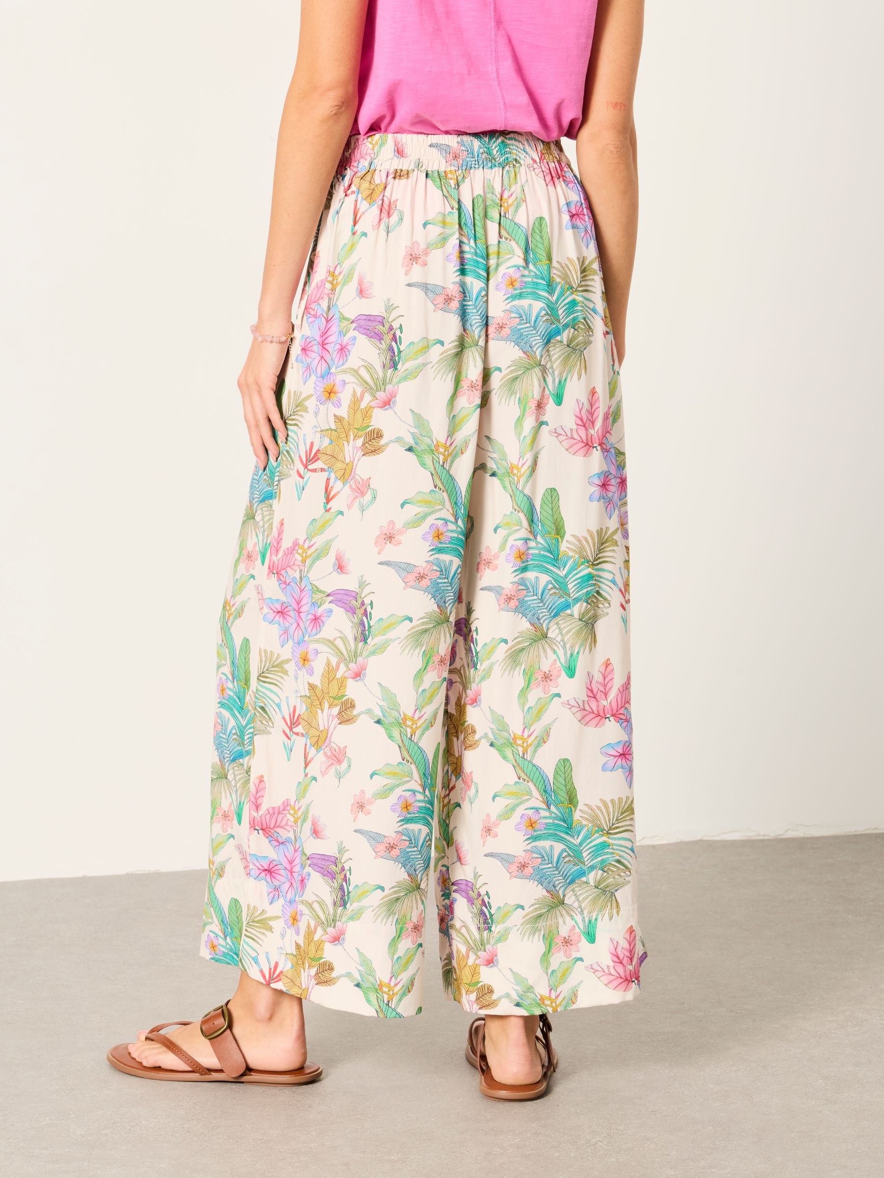 Eliza Tropical Placement Wide Leg Cropped Trouser - Image 2 of 6