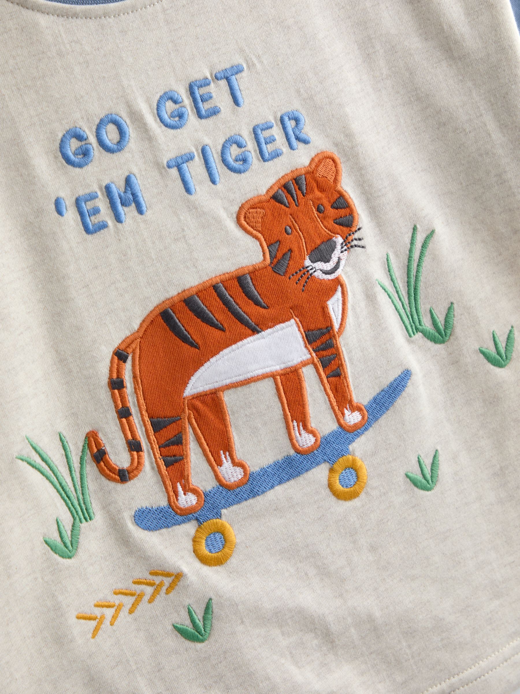 Oatmeal Tiger Character Appliqué T-Shirt - Image 3 of 3
