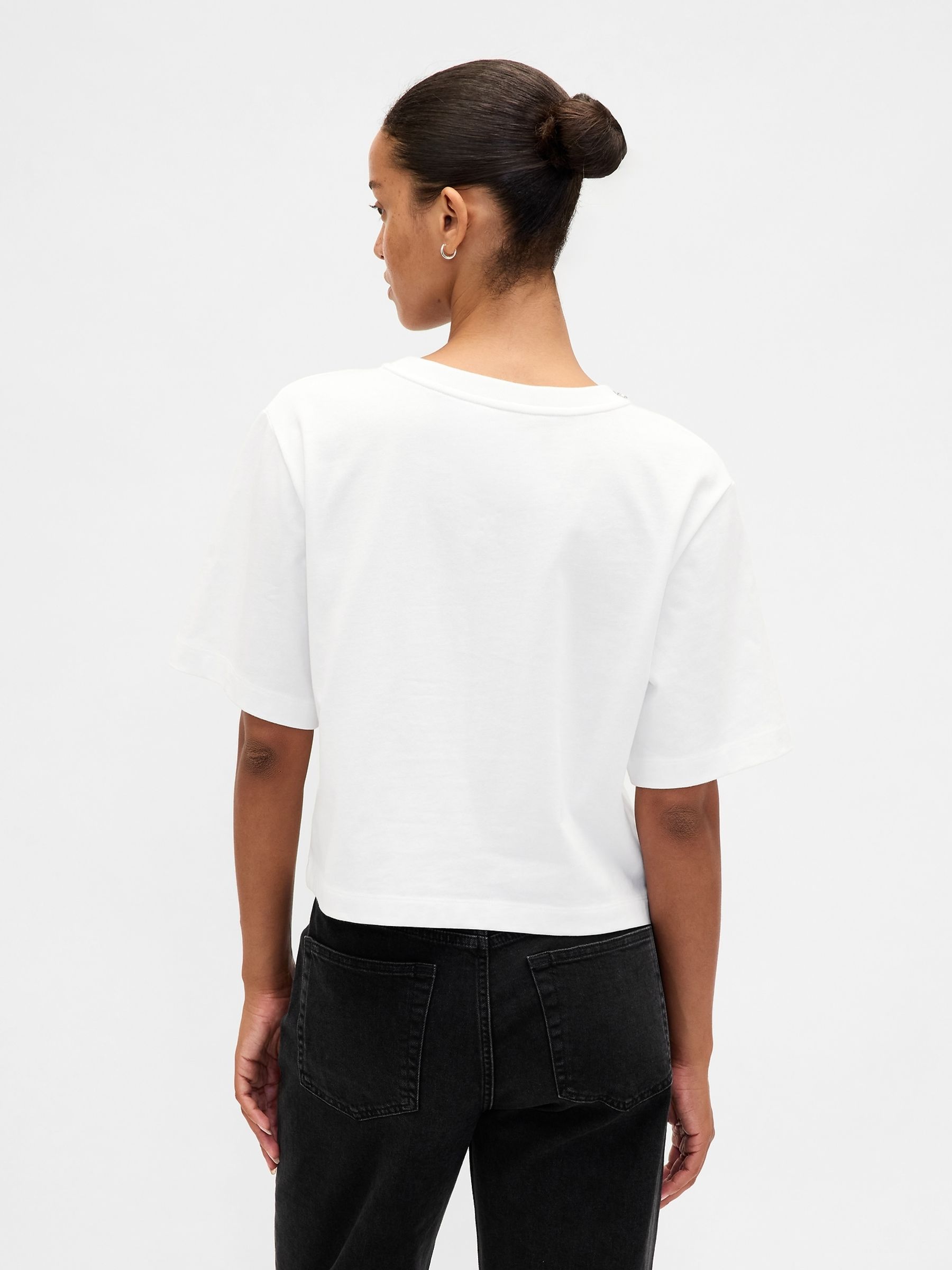 White Heavyweight Jewel-Neck Crop T-Shirt - Image 2 of 4 White Heavyweight Jewel-Neck Crop T-Shirt - Image 2 of 4