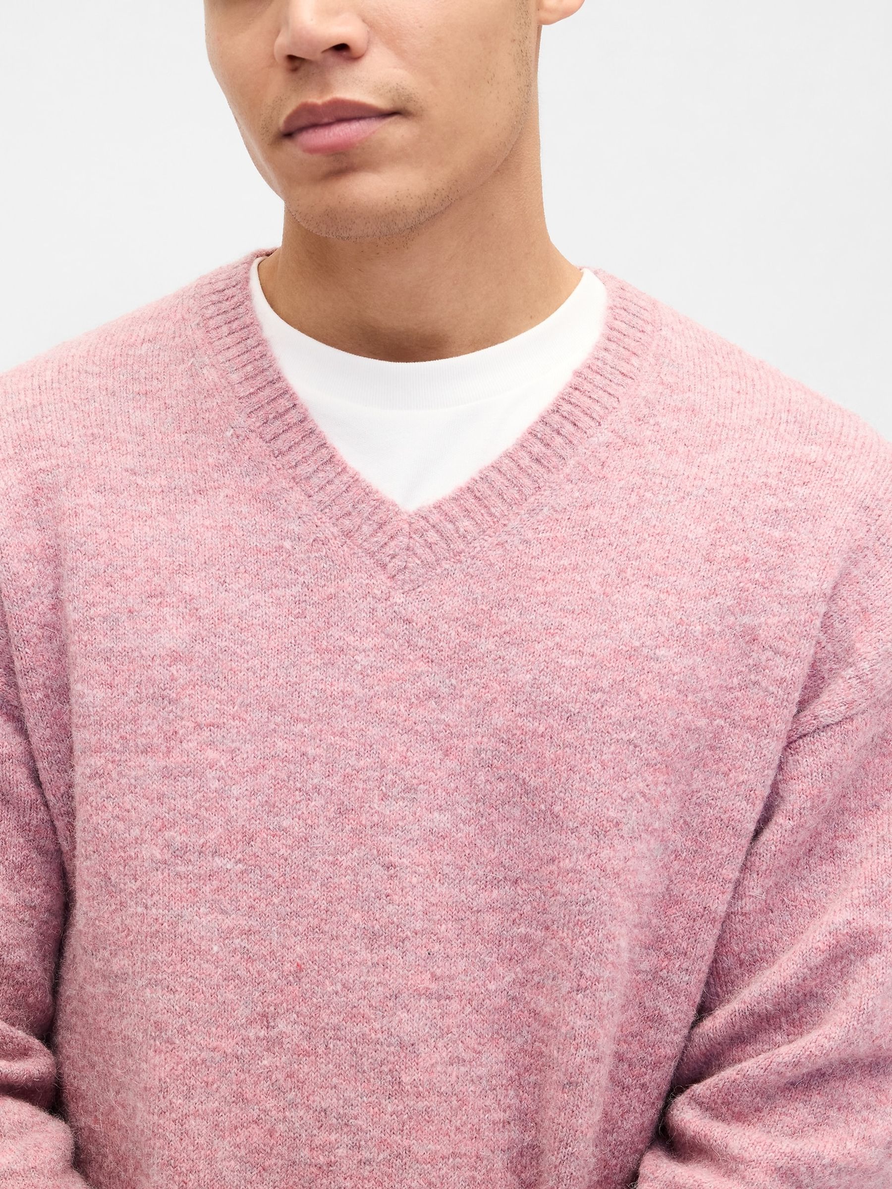 Pink Relaxed V-Neck Boxy Jumper - Image 4 of 4