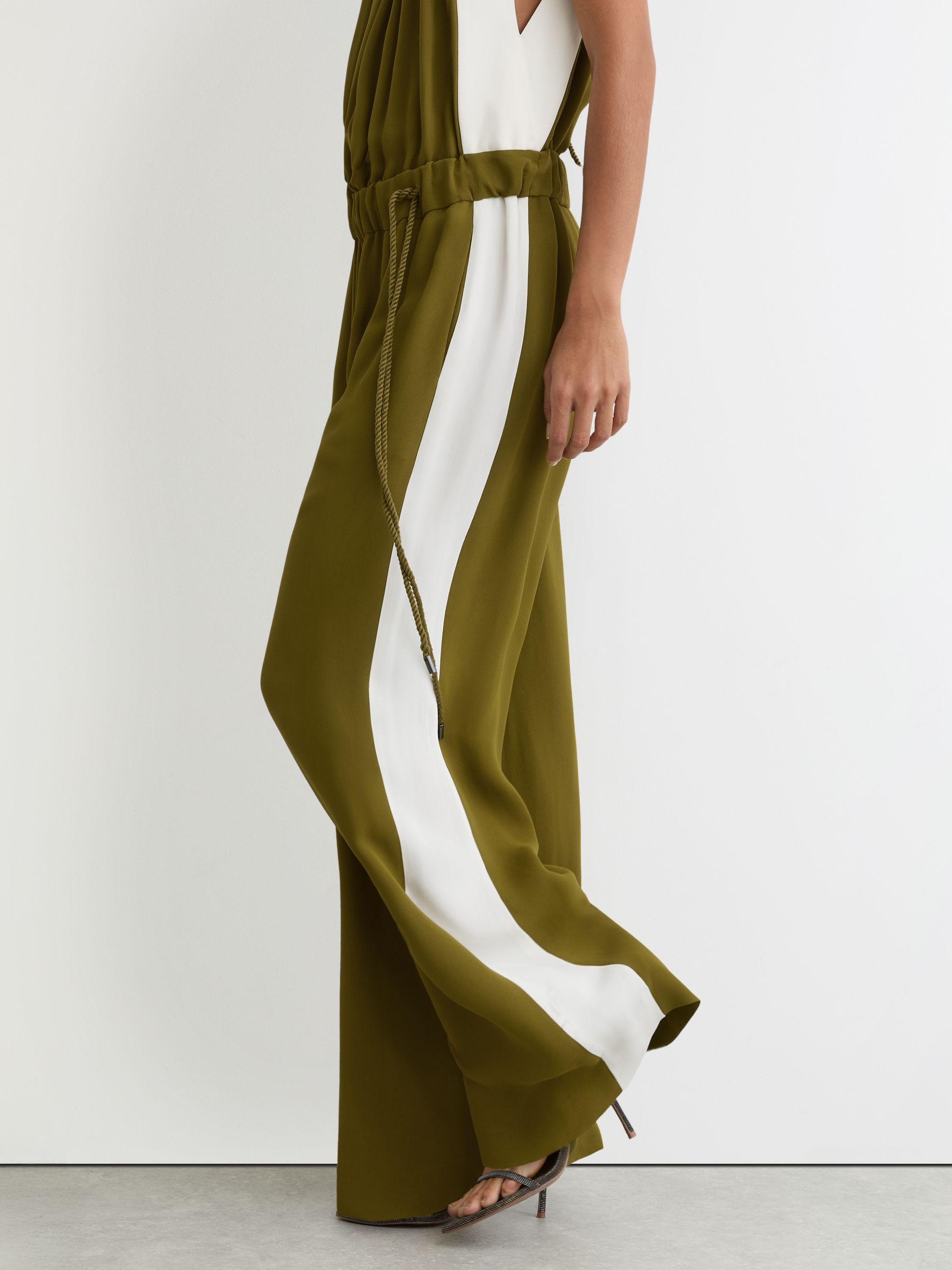 Colourblock Gathered Wide-Leg Jumpsuit in Green/Cream - Image 3 of 7