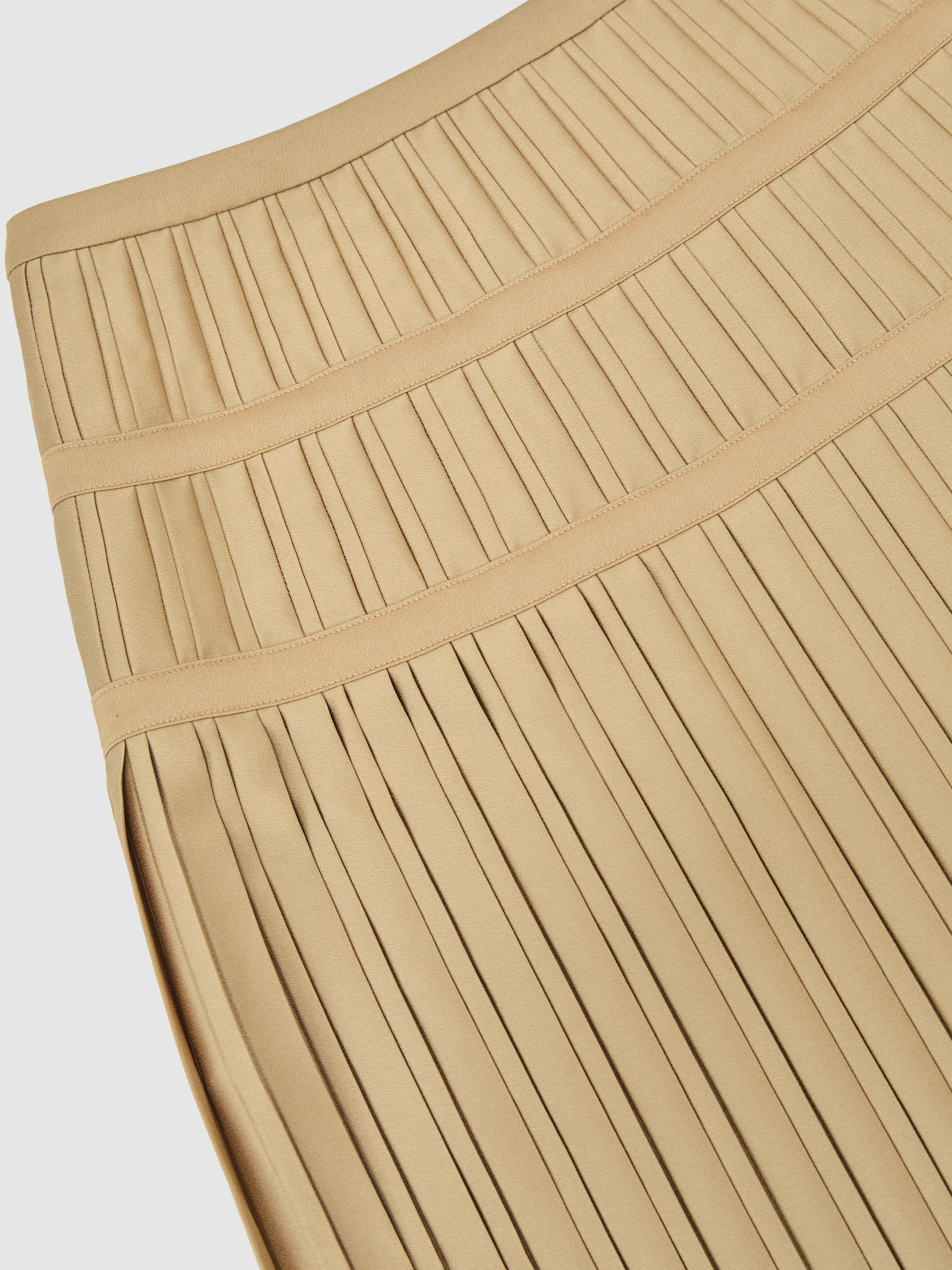 Pleated Midi Skirt in Gold - image 4