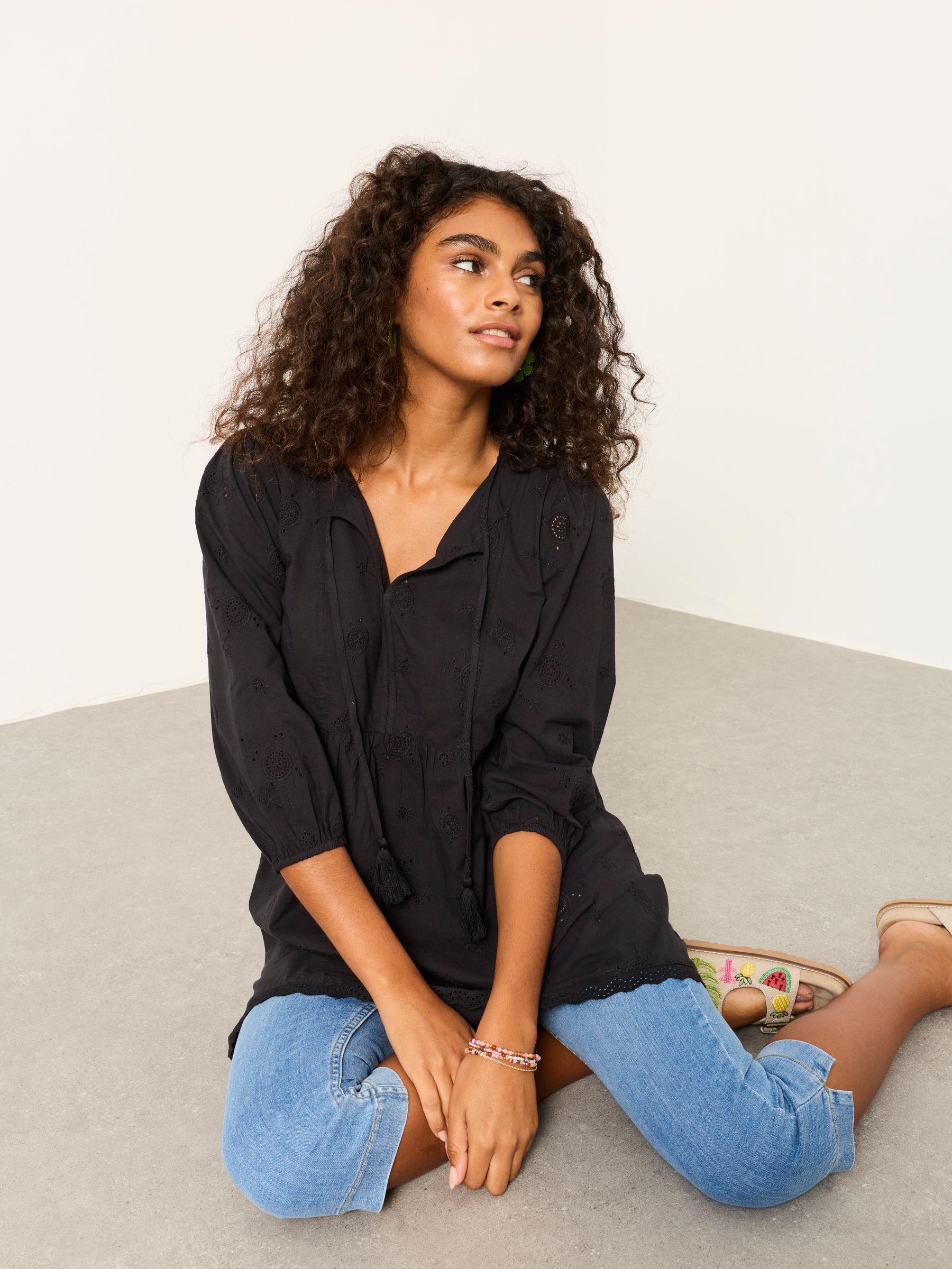 Rue Black Regular Tunic - Image 4 of 6