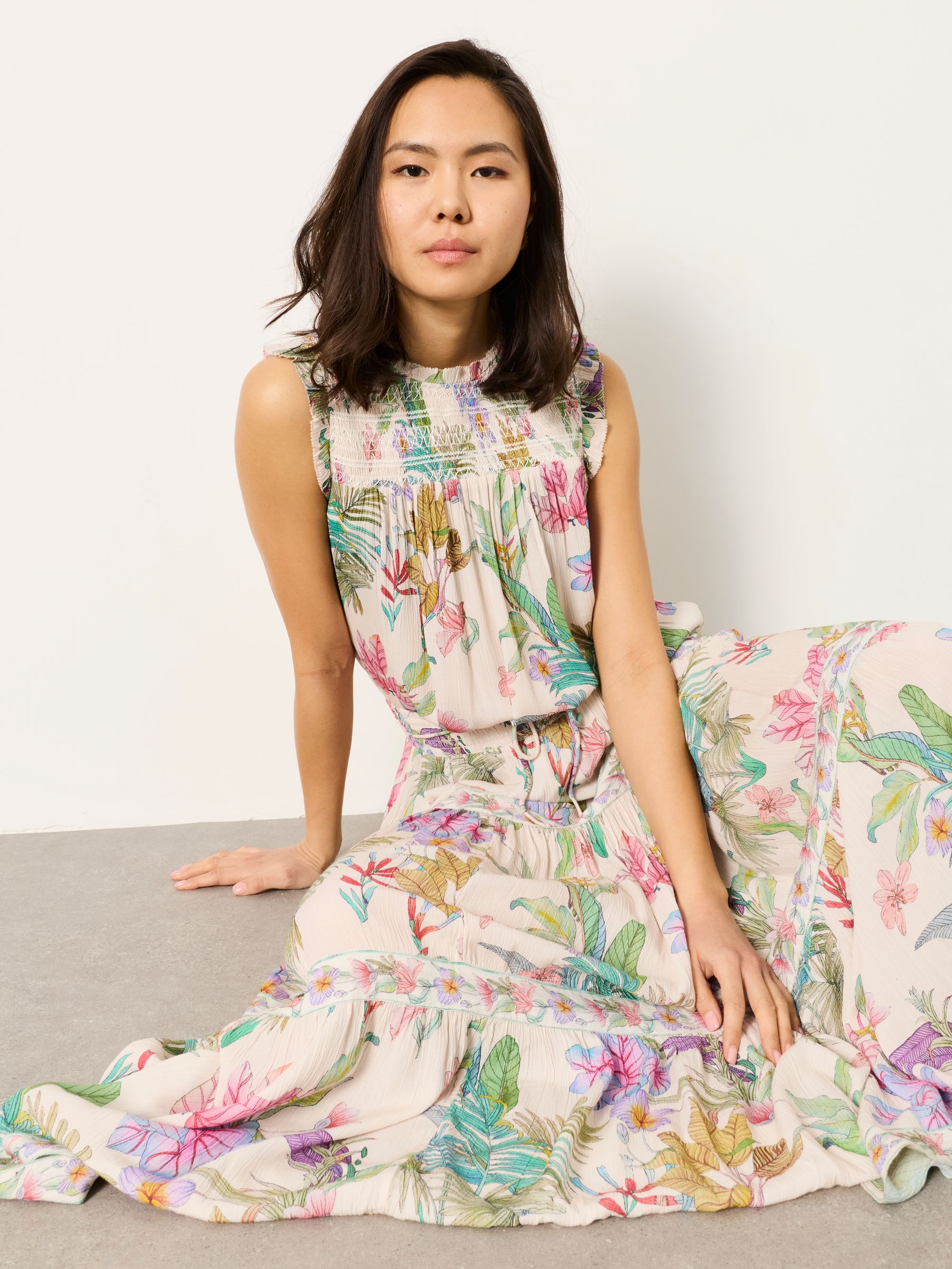 Elle Ivory Tropical Regular Blouse - Image 6 of 6