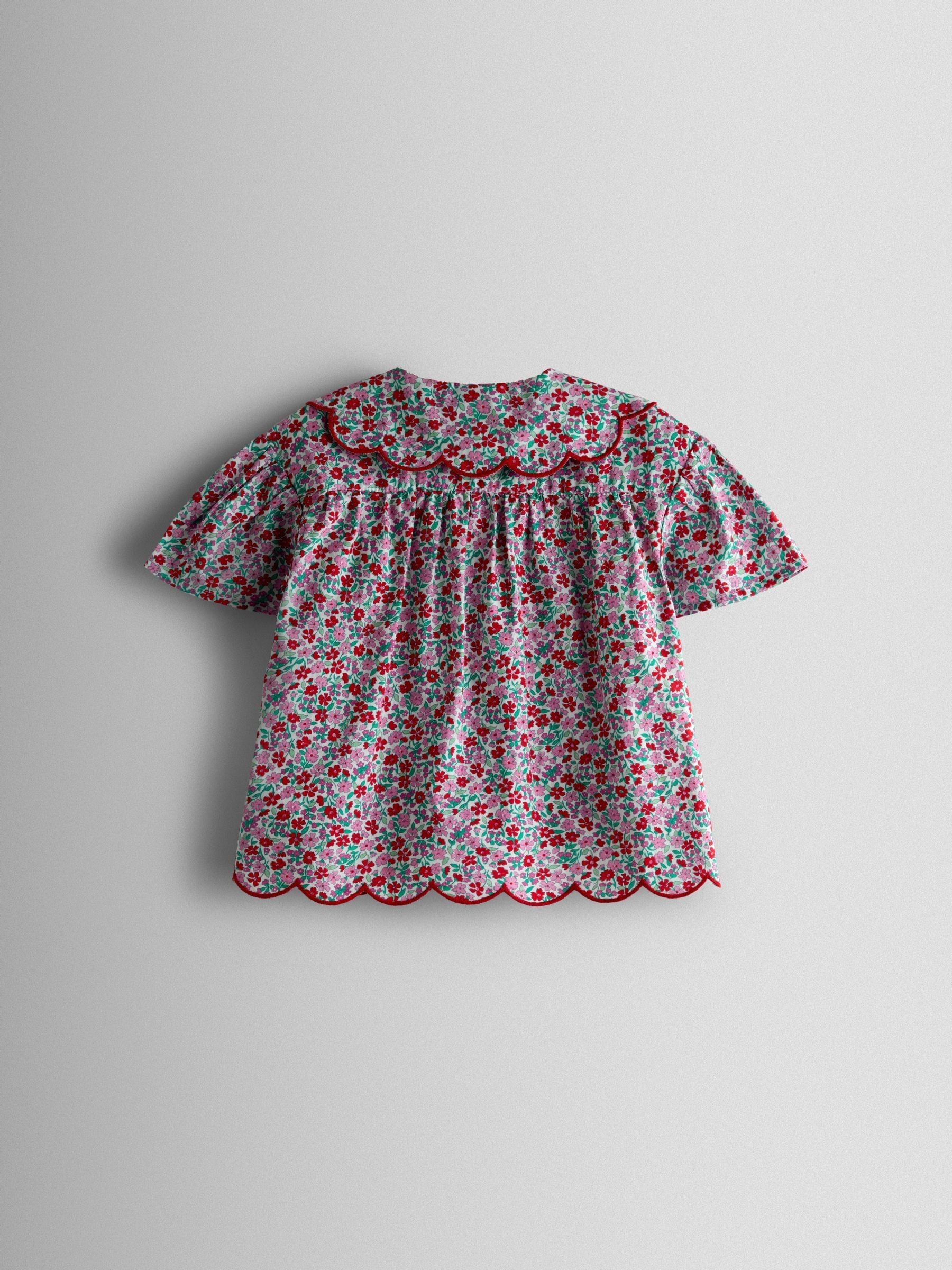 Red Floral Scalloped Collared Shirt and Shorts Set - Image 3 of 6