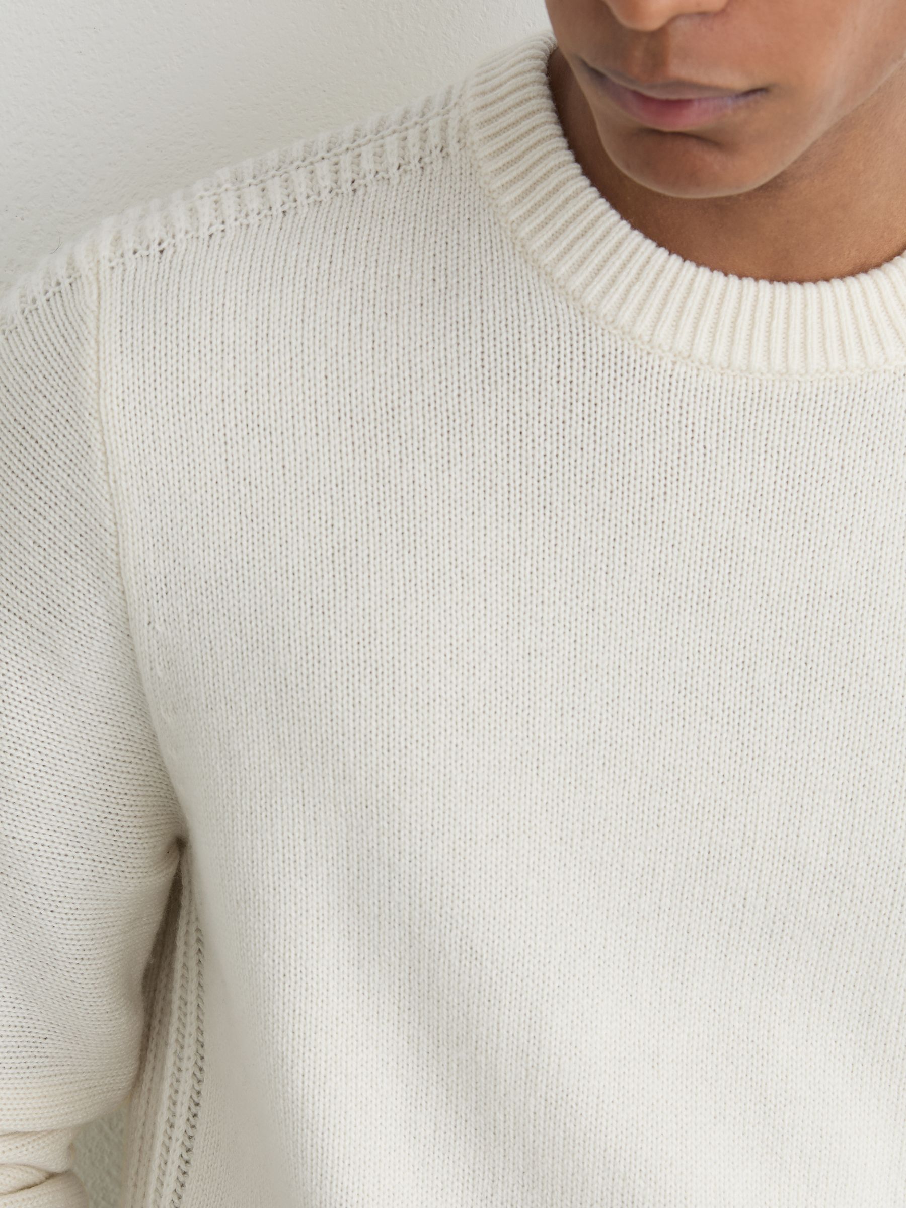 Wool-Blend Rib-Detail Crew-Neck Jumper in White - Image 4 of 8
