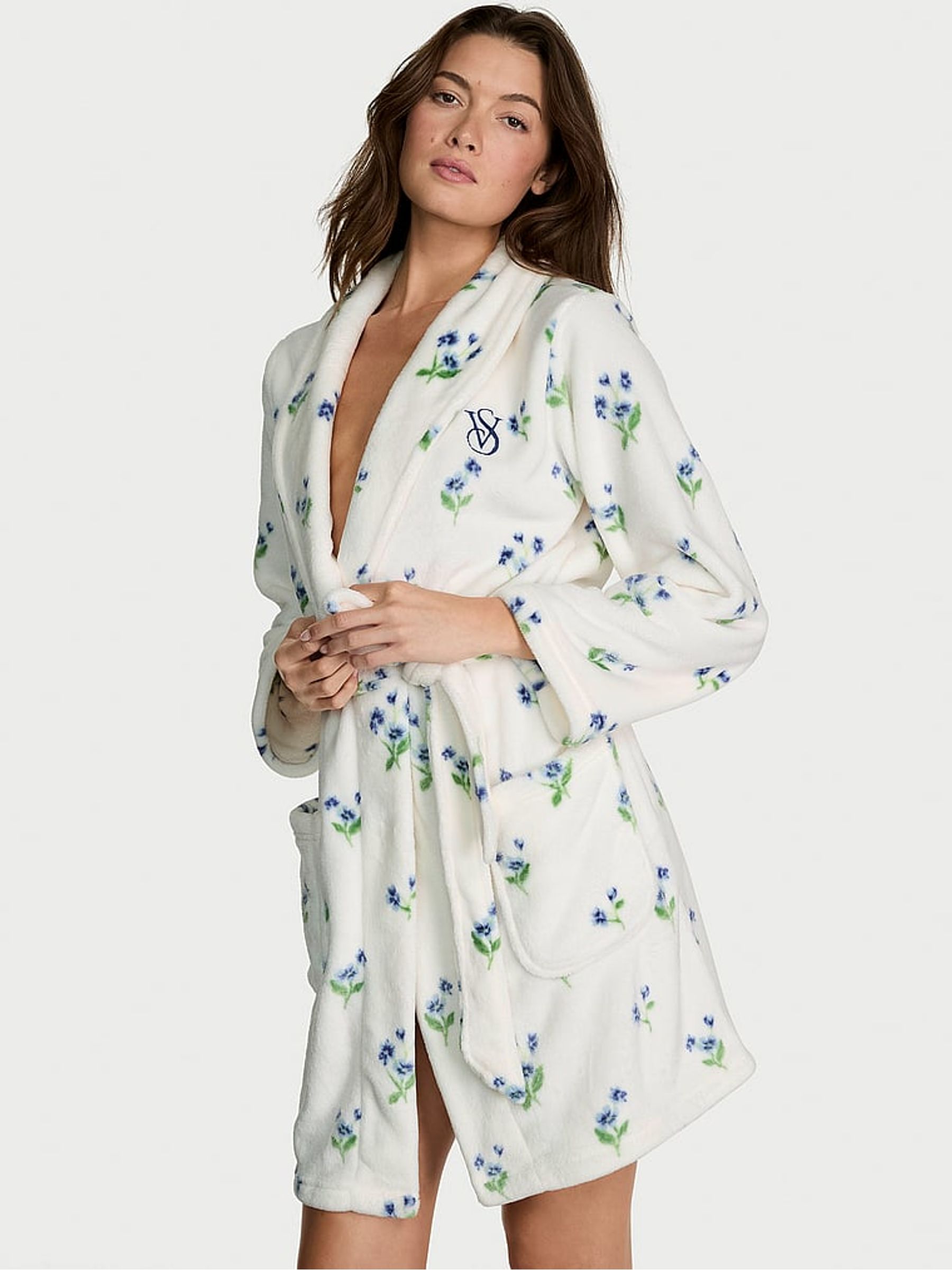 Coconut White/Celestial Blue Bouquets Cosy Robe - Image 1 of 2