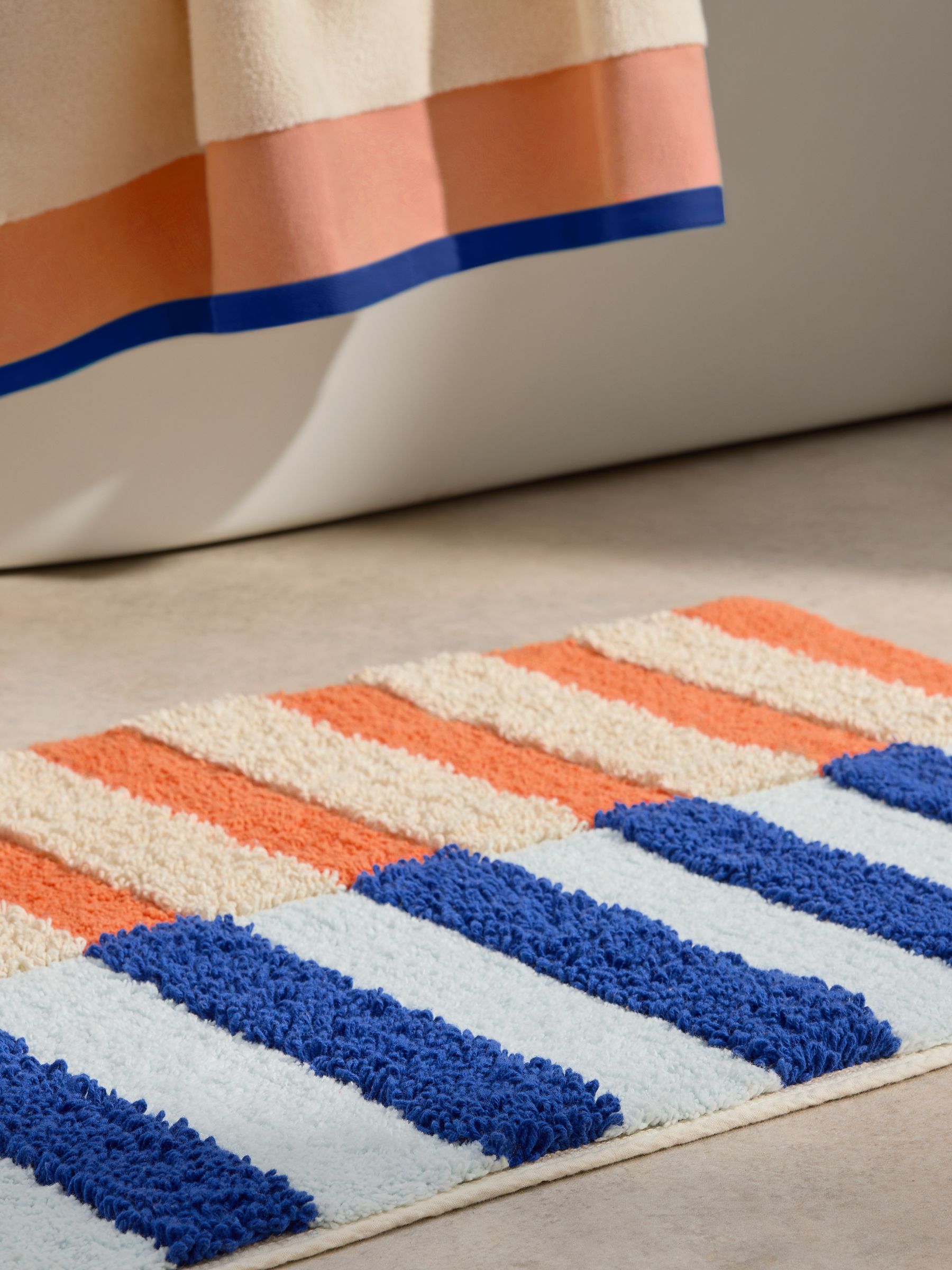 Etly Stripe 100% Cotton Bath Mat in Navy/Orange - Image 2 of 4