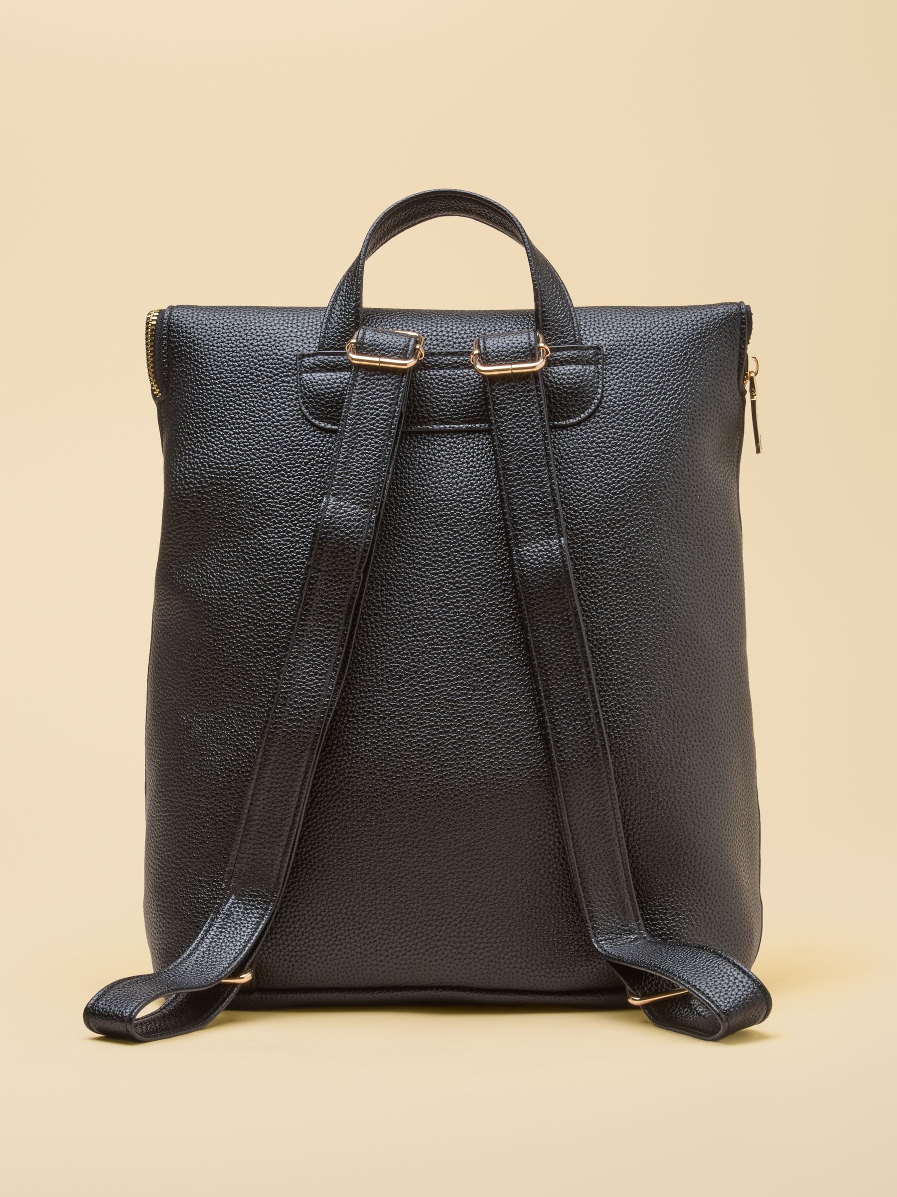 Black Rucksack - Image 6 of 9