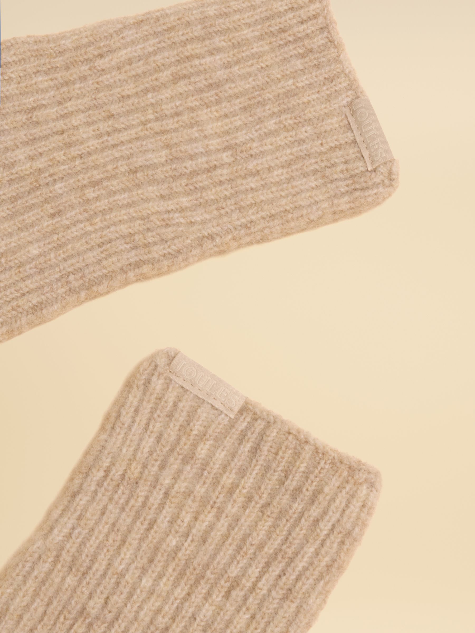 Fine Knit Oatmeal Gloves - Image 3 of 3