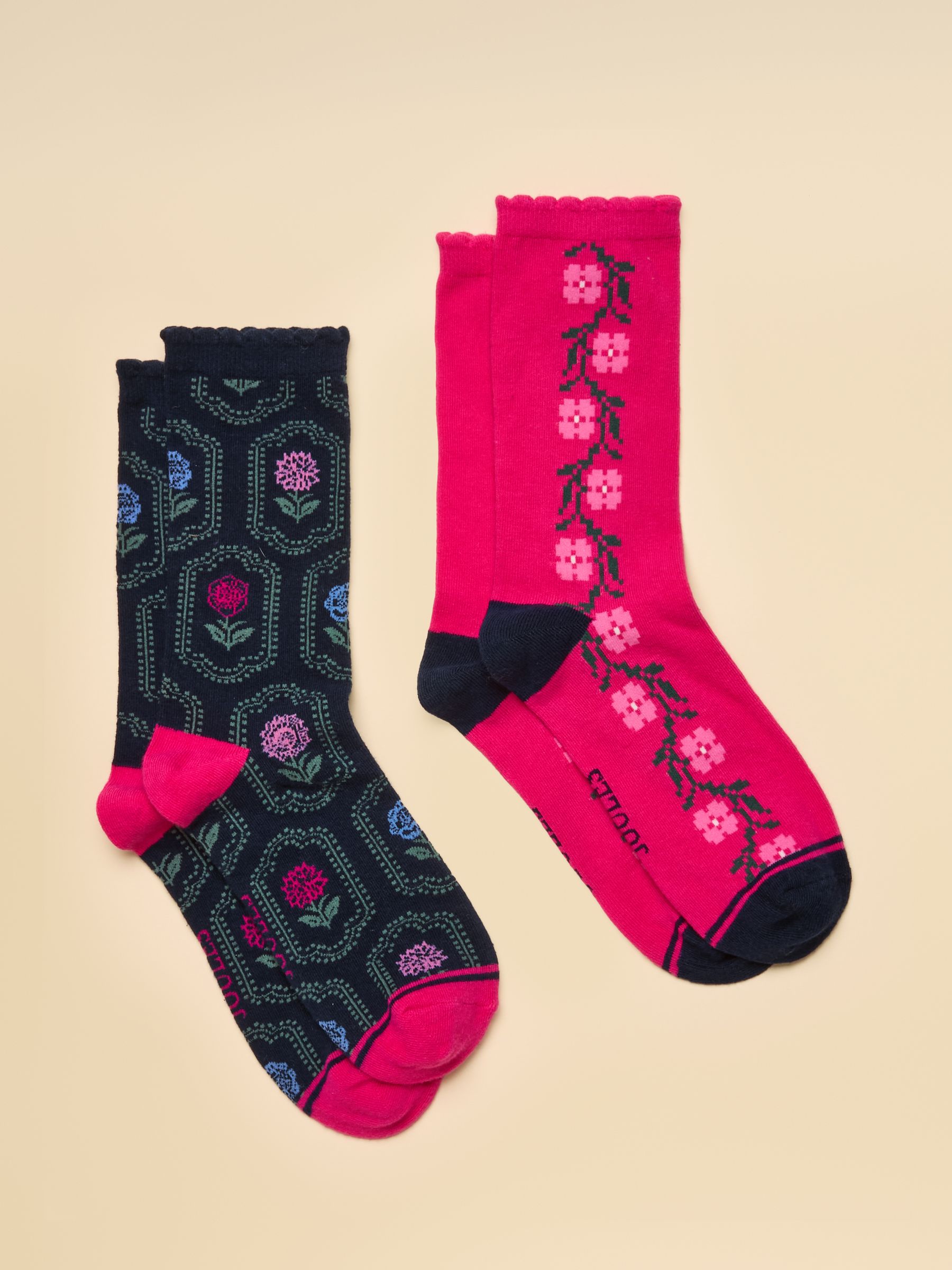 Women's Everyday Navy & Pink Floral Cotton Blend Socks 2 Pack (size 4-8) - Image 1 of 3
