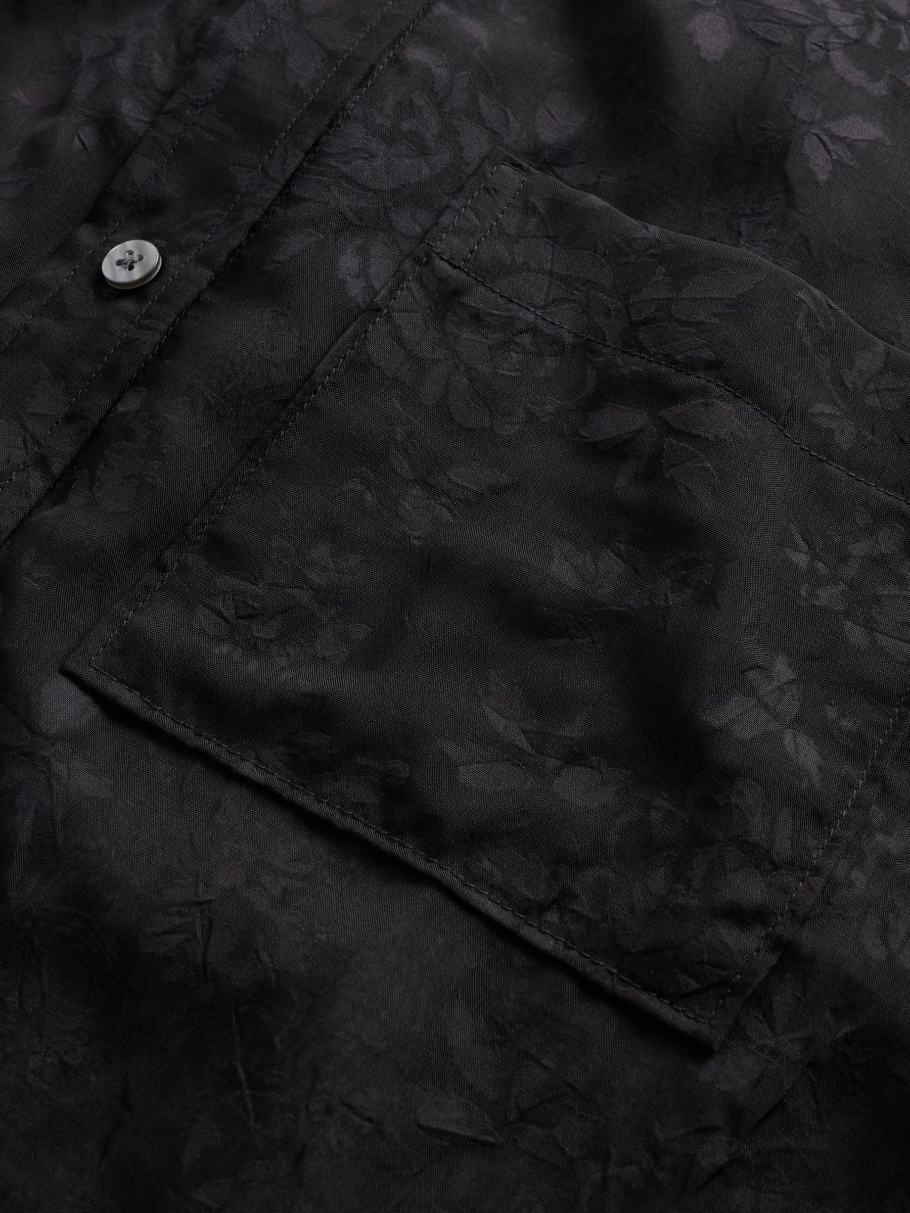 Black floral Sheer Straight-Hem Crop Shirt - Image 4 of 5