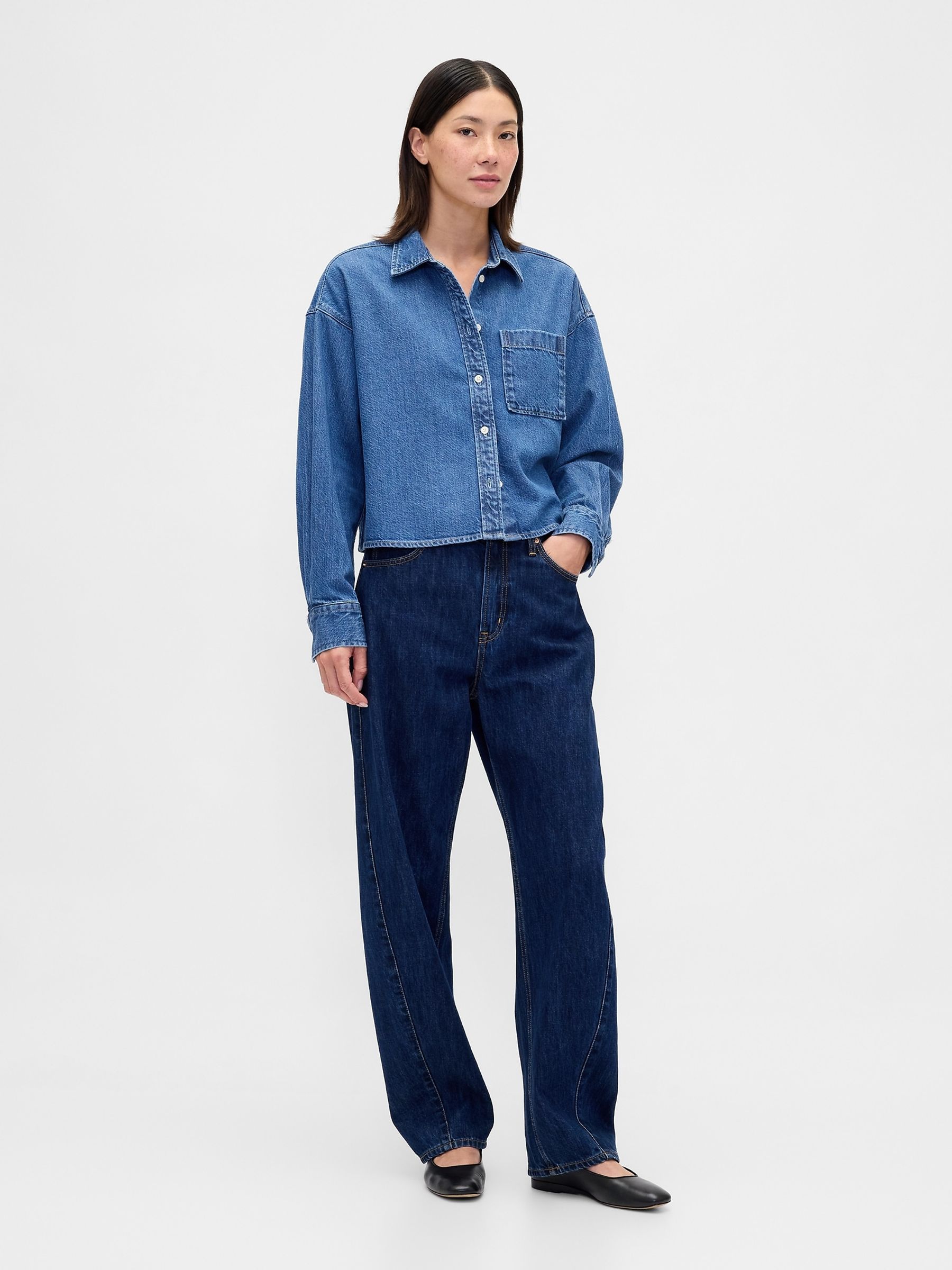 Medium Wash UltraSoft Denim Oversized Straight-Hem Crop Shirt - Image 3 of 4