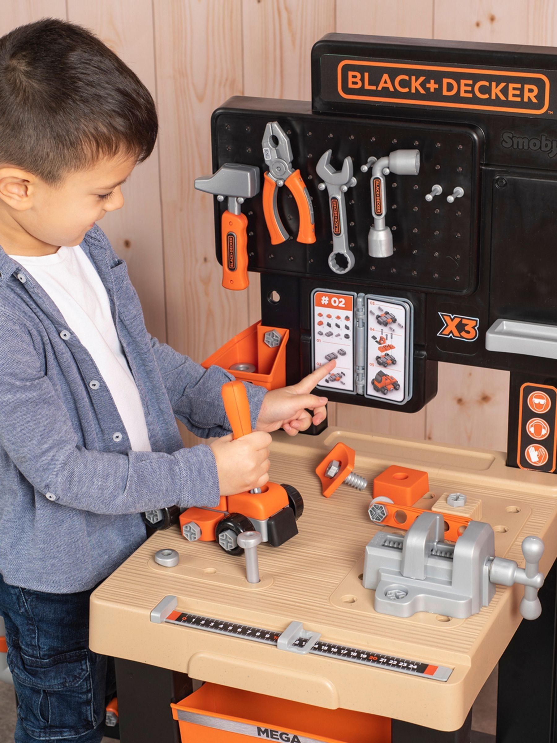 Smoby Black & Decker Mega Construction Centre - Image 2 of 6